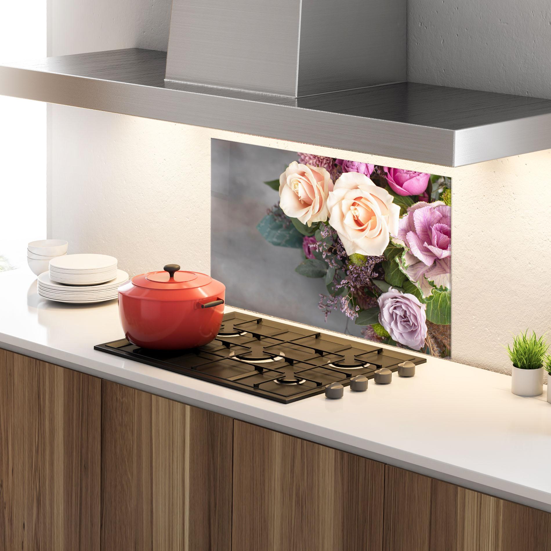 Стъклен панел за кухня Cream Purple Bouquet mockup 4