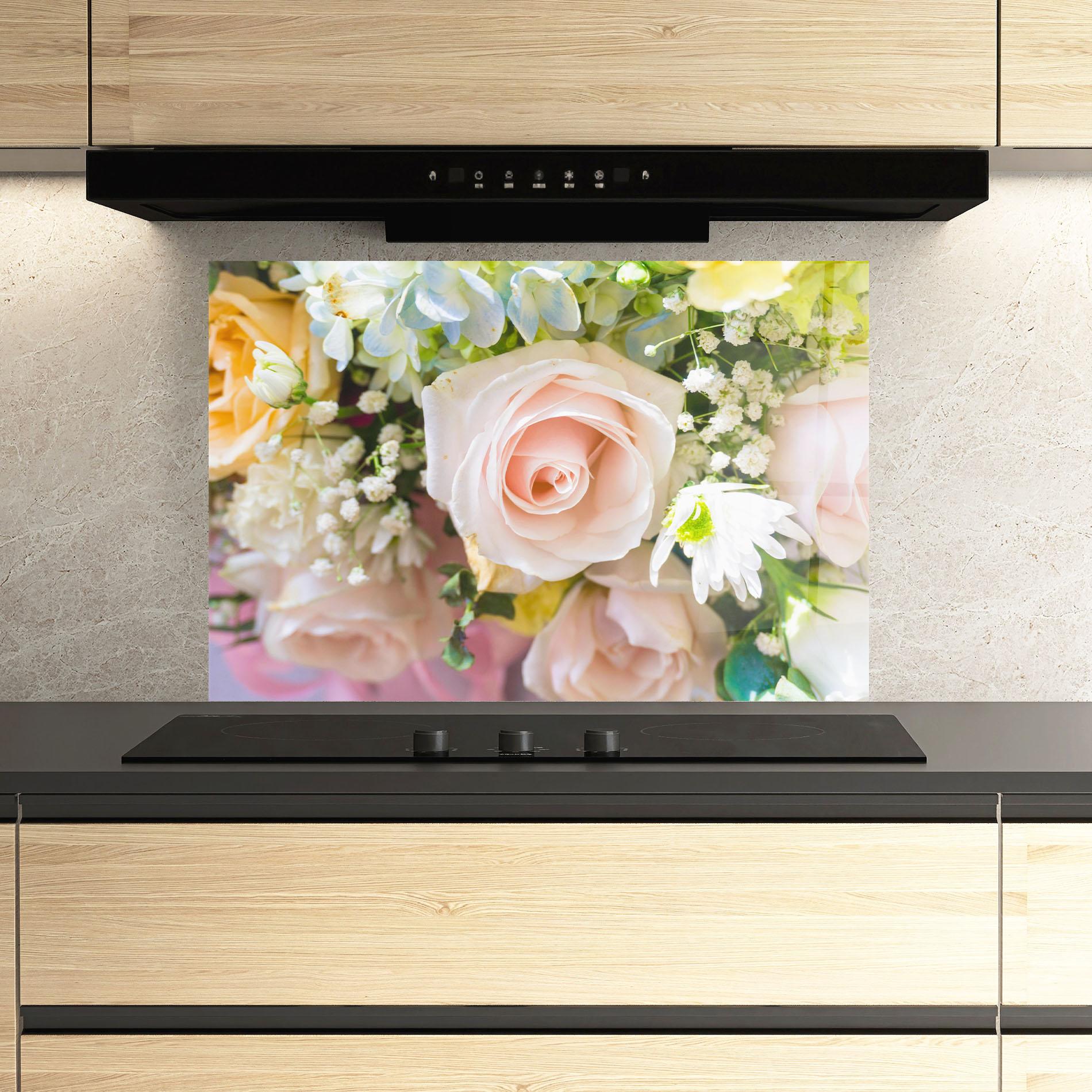 Стъклен панел за кухня Light Pink Bouquet mockup 3