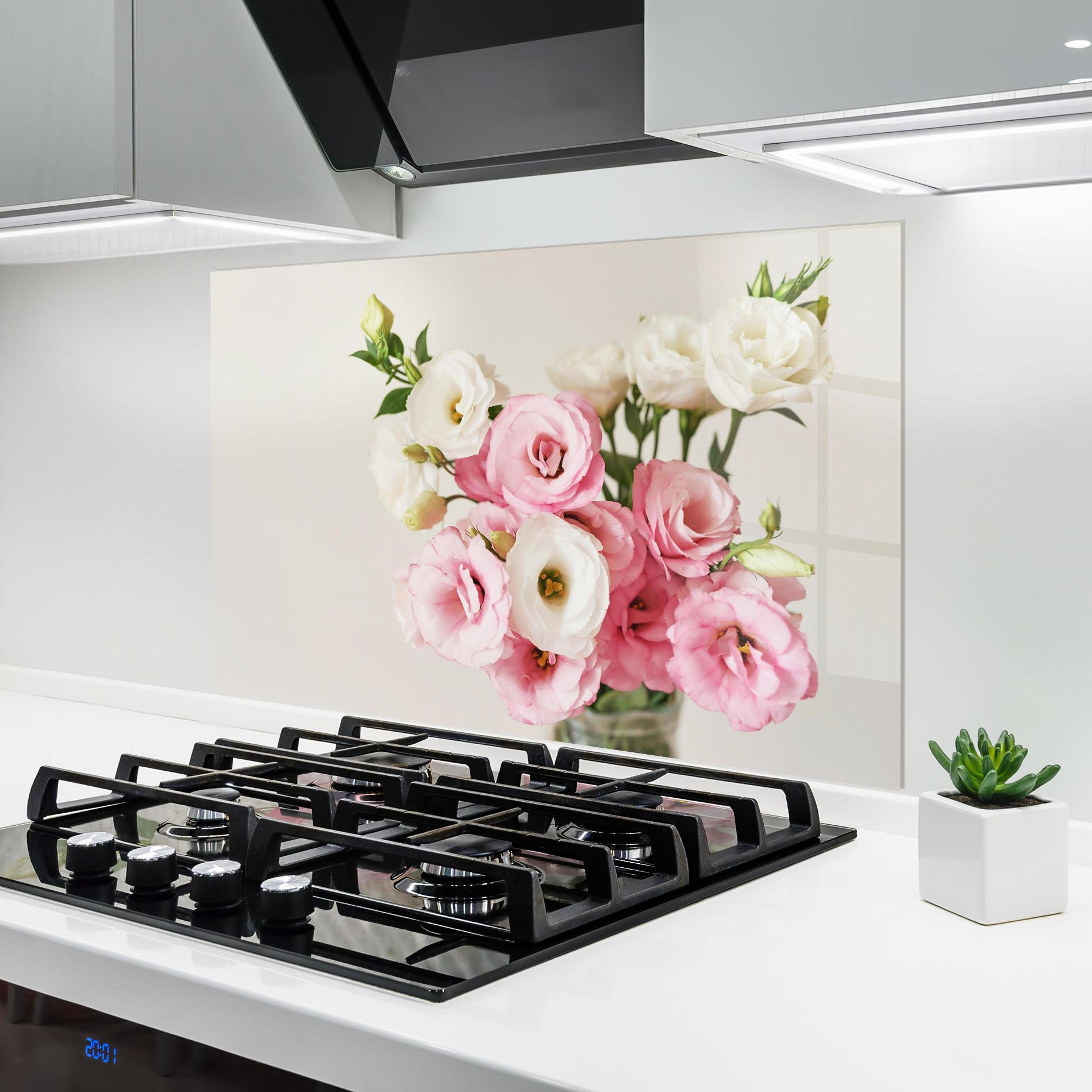 Стъклен панел за кухня Cute Pink Flowers mockup 6