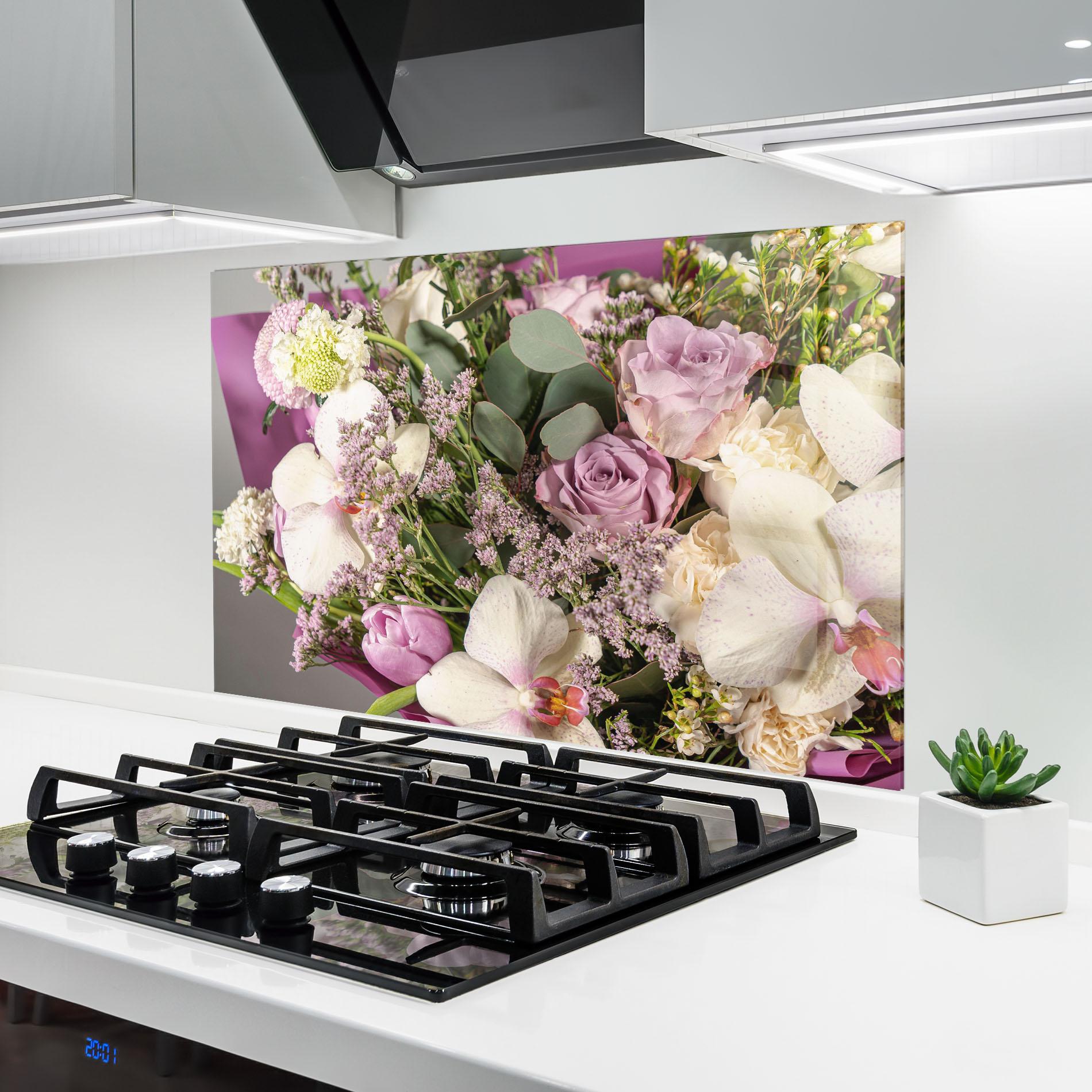 Стъклен панел за кухня Cute Purple Bouquet mockup 6