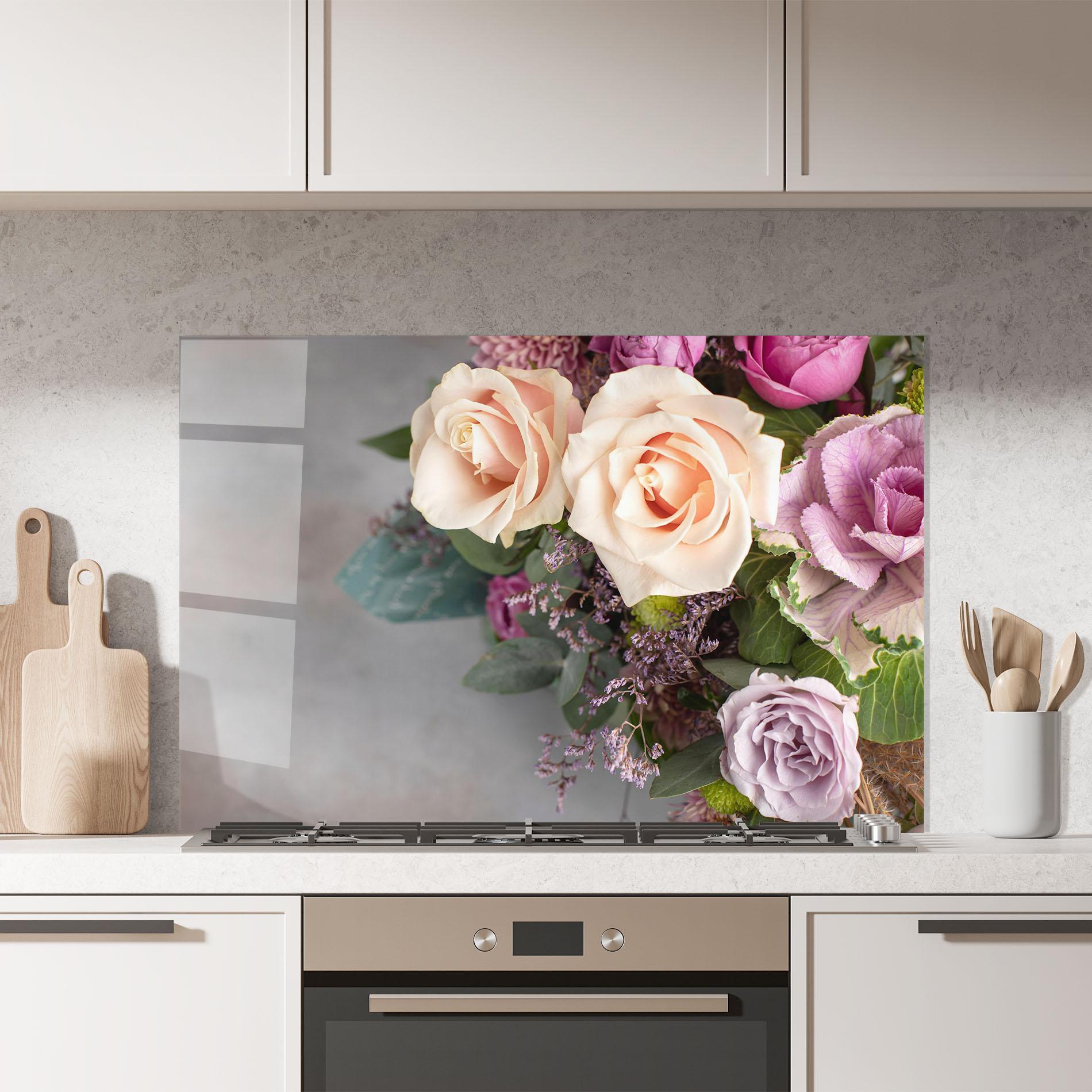 Стъклен панел за кухня Cream Purple Bouquet mockup 7