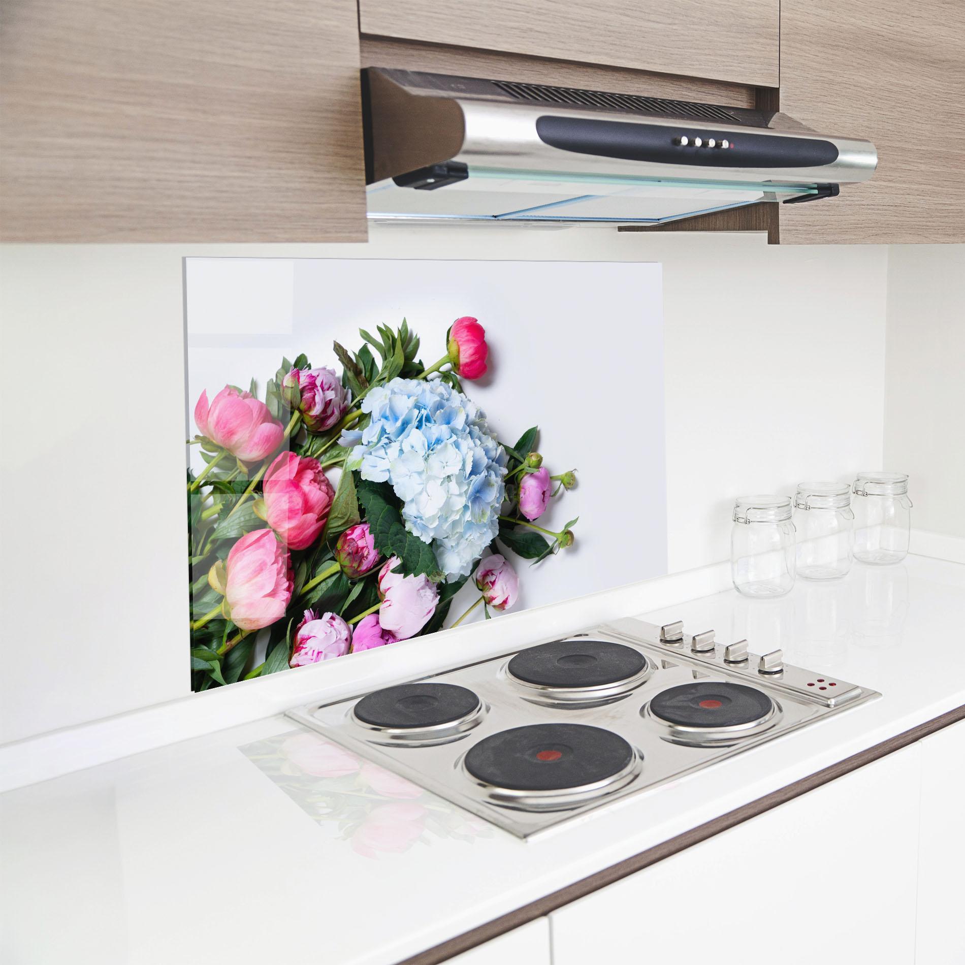 Стъклен панел за кухня Blue Pink Bouquet mockup 8