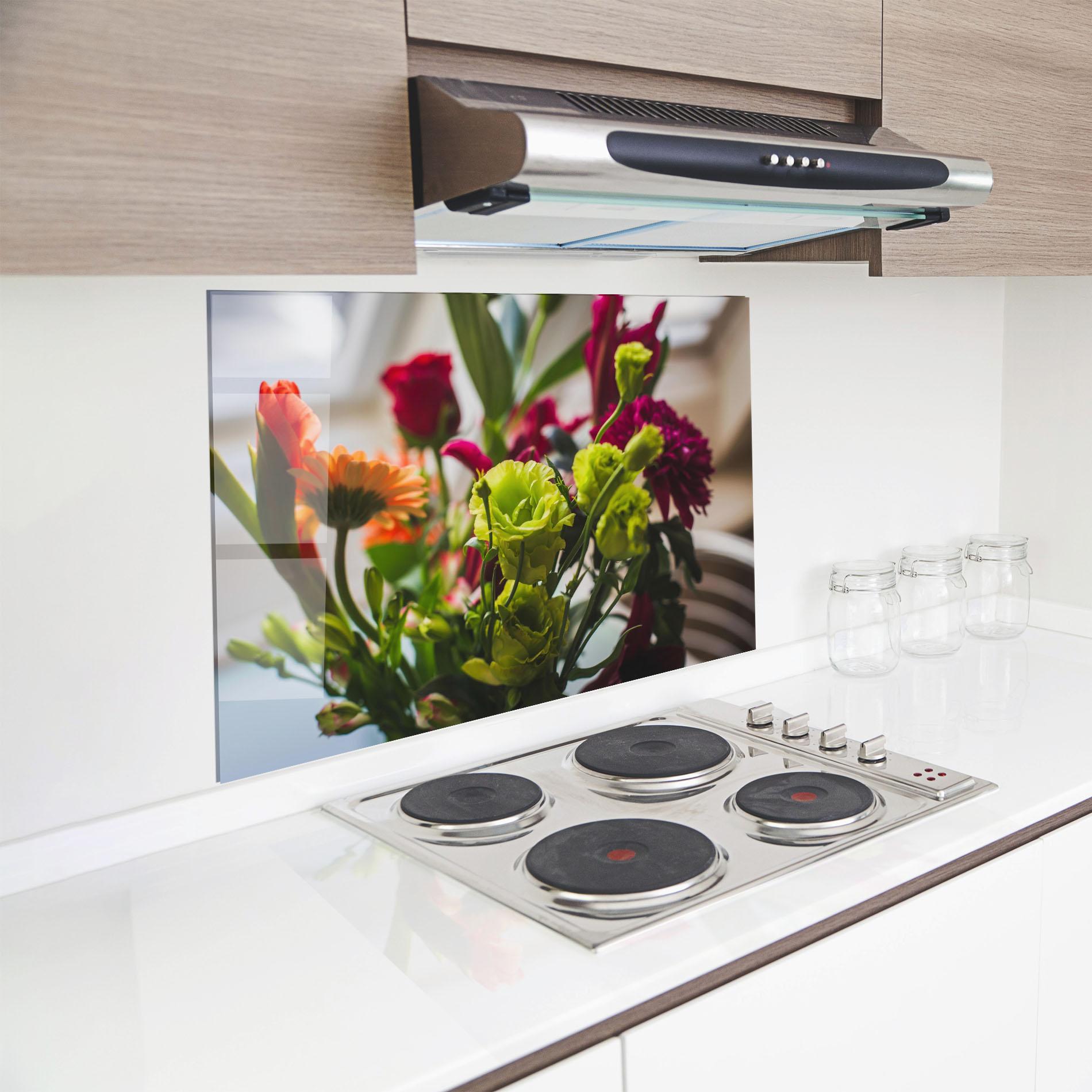 Стъклен панел за кухня Green Flowers Bouquet mockup 8