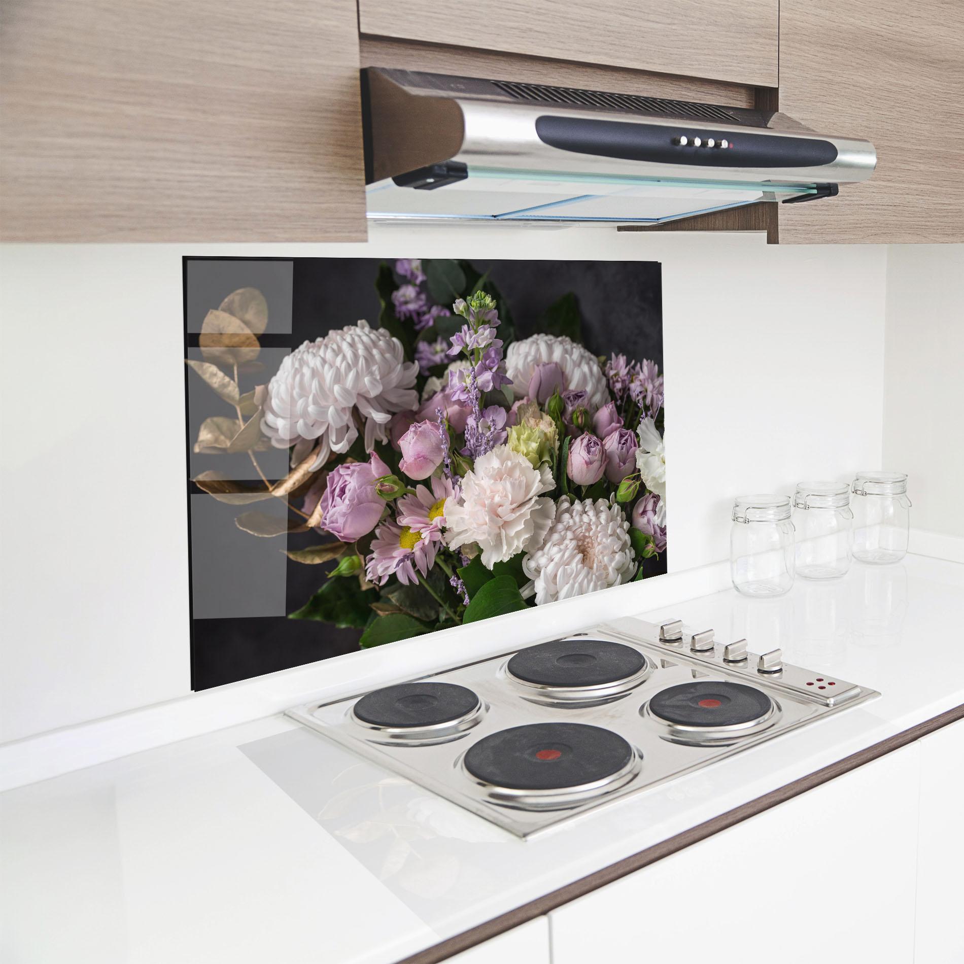Стъклен панел за кухня Pastel Purple Bouquet mockup 8