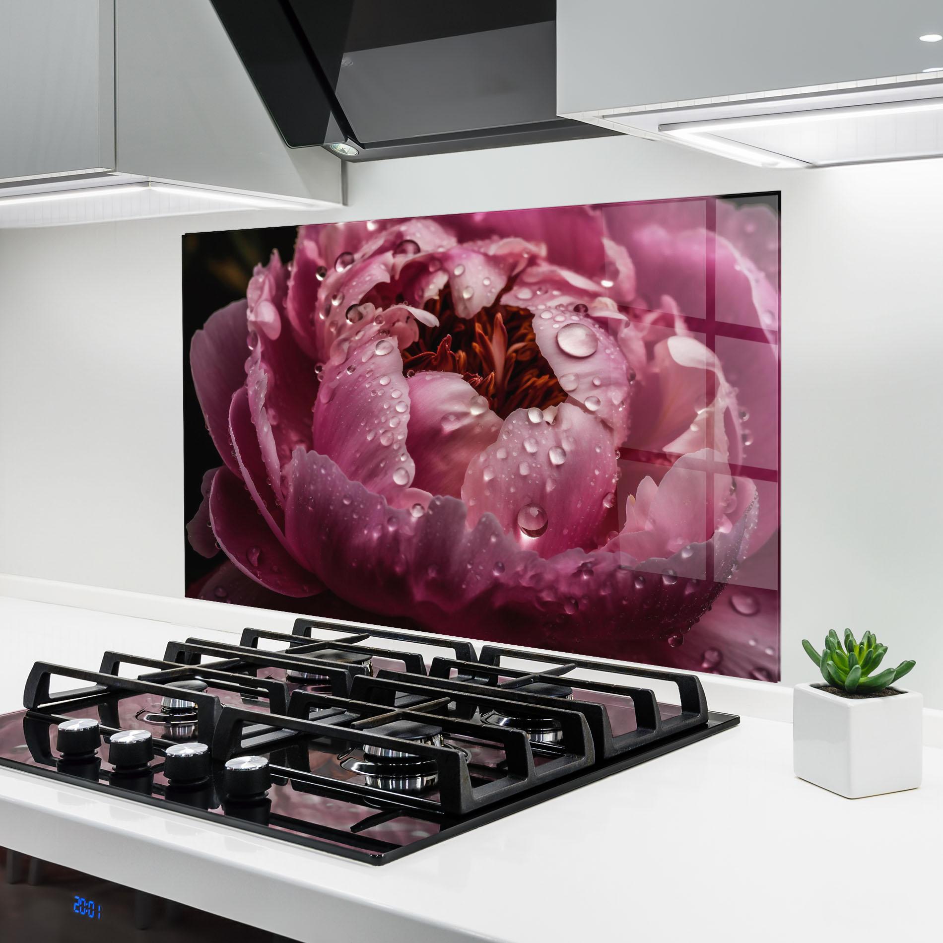 Стъклен панел за кухня Peony Close Up After Rain mockup 6
