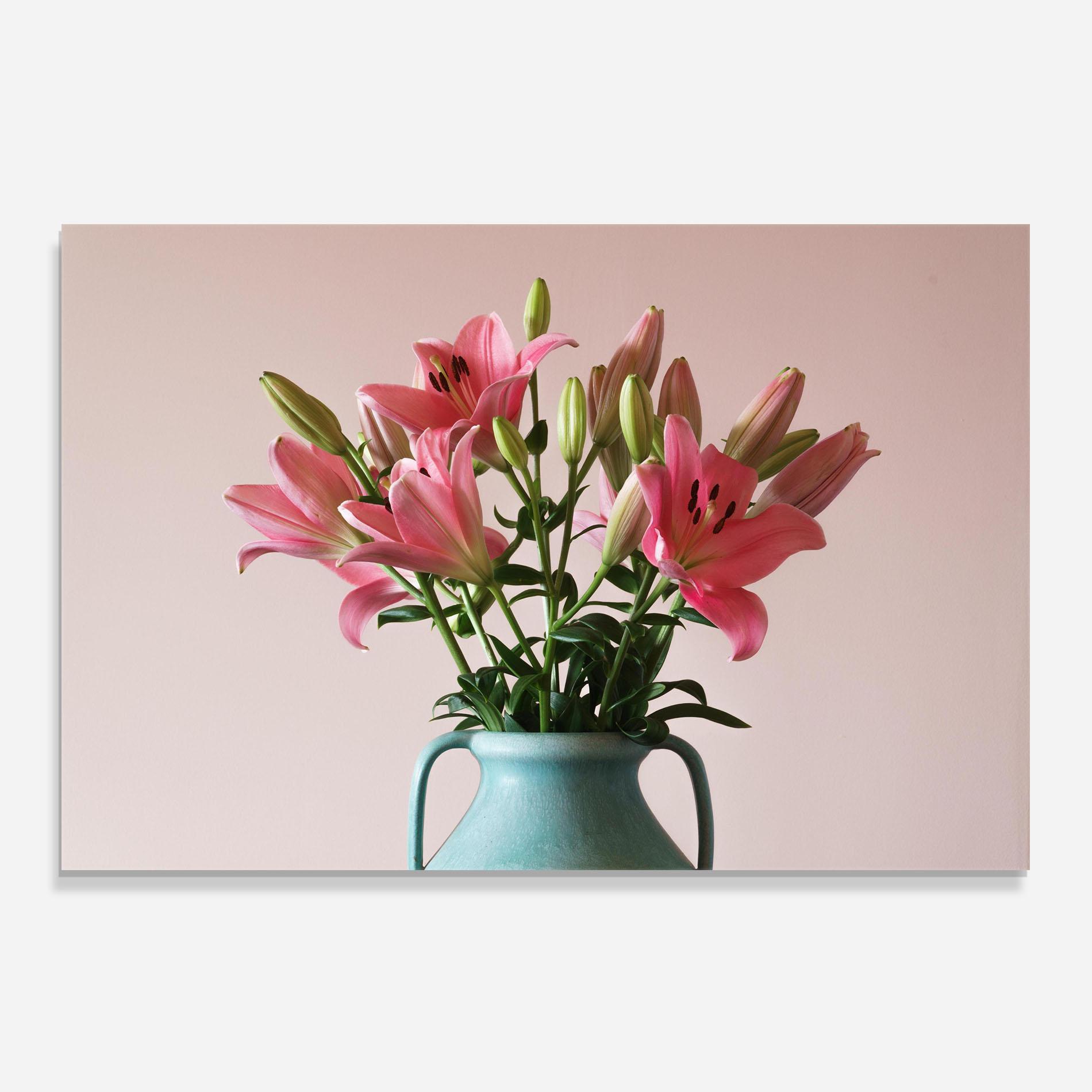 Стъклен панел за кухня Pink Lily In Vase mockup 0