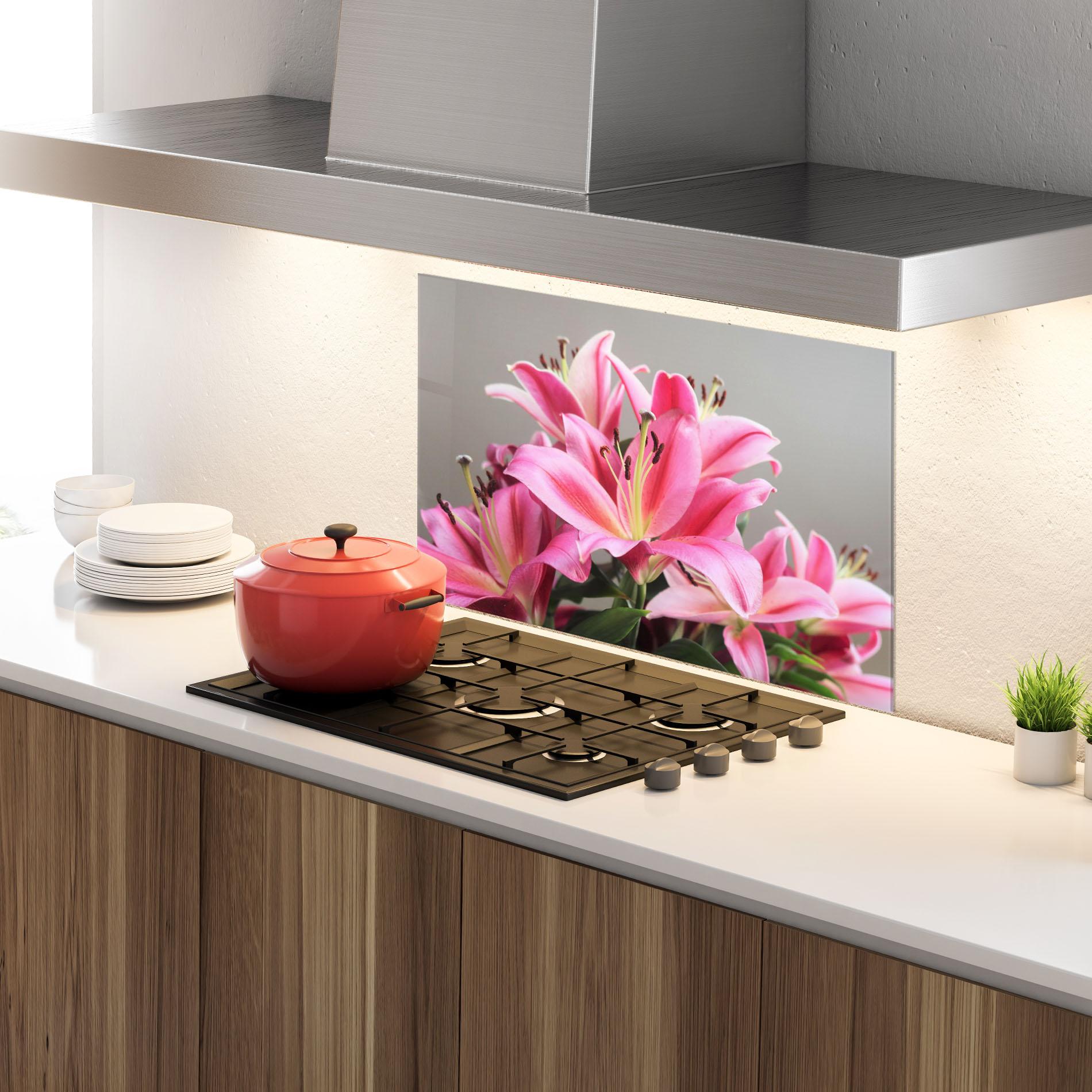 Стъклен панел за кухня Light Pink Lily View mockup 4