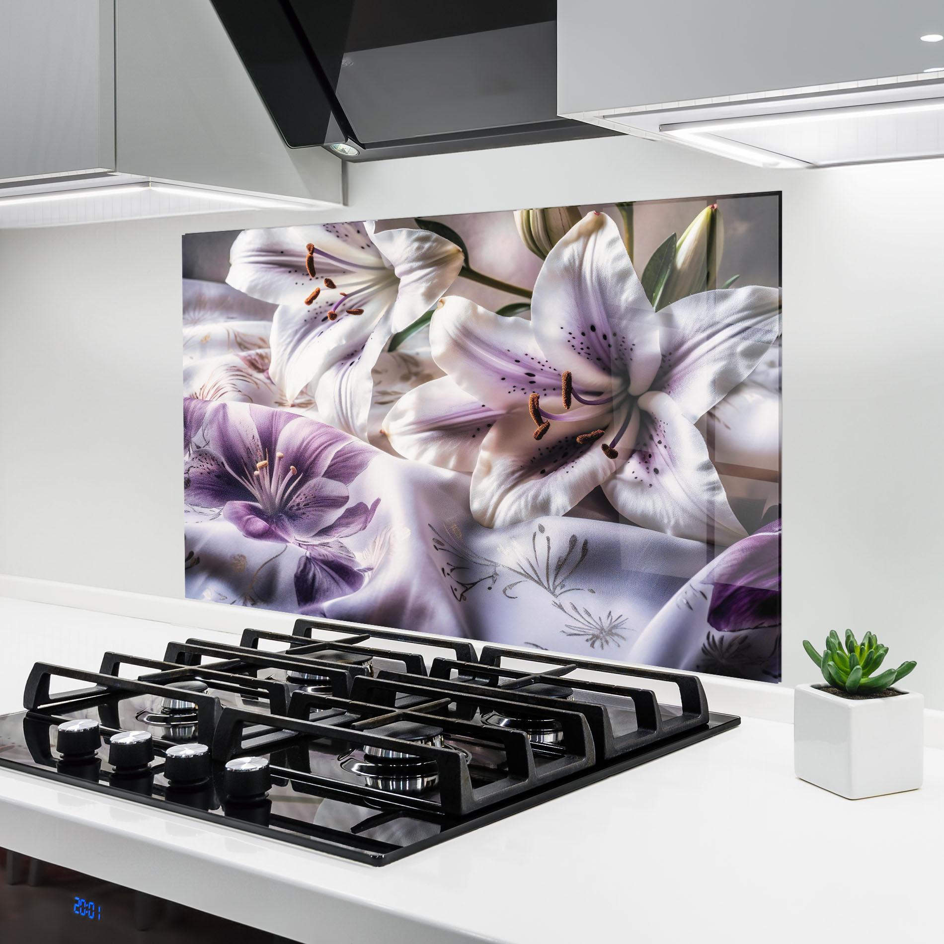 Стъклен панел за кухня Light Purple Lily mockup 6