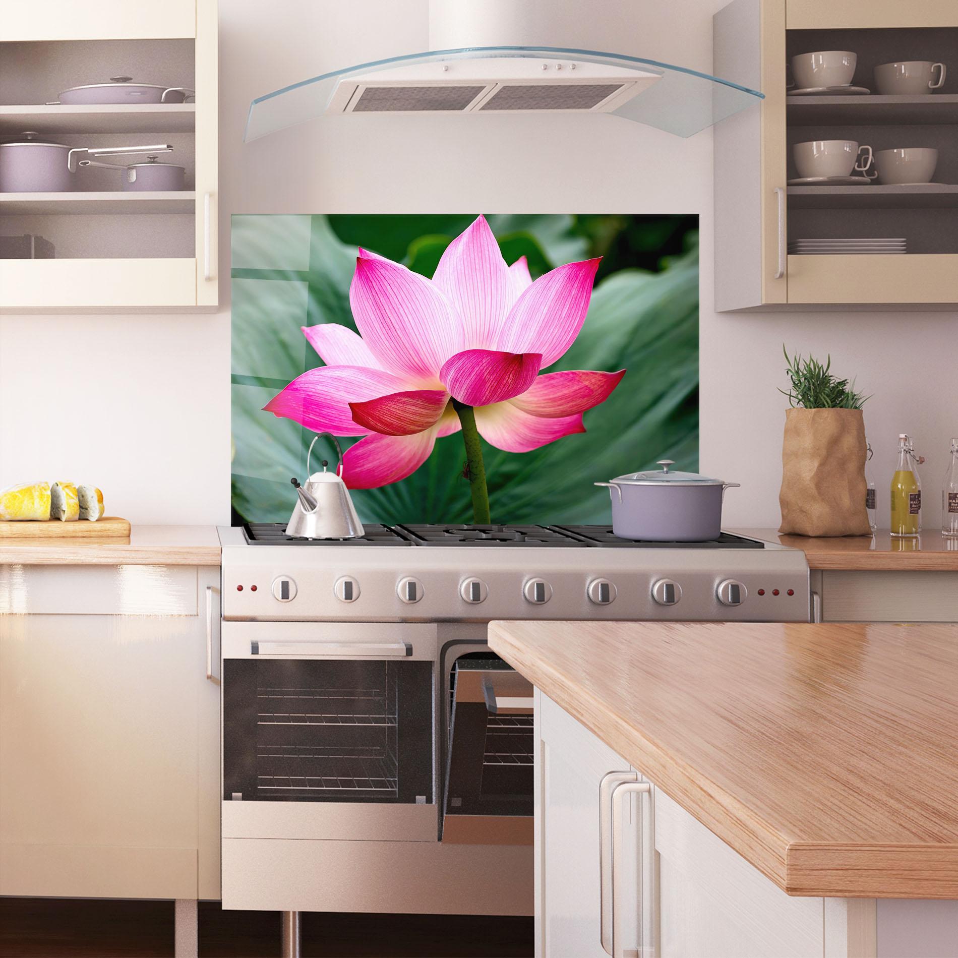 Стъклен панел за кухня Beautiful Pink Exotic mockup 1