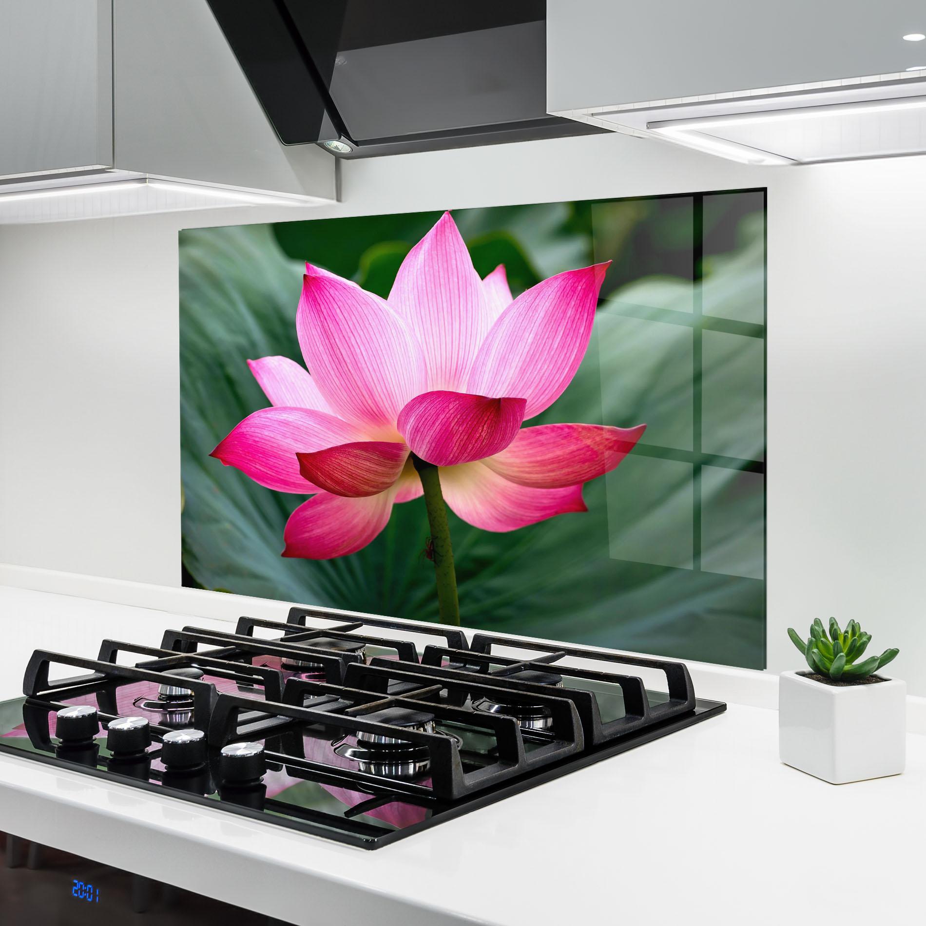 Стъклен панел за кухня Beautiful Pink Exotic mockup 6