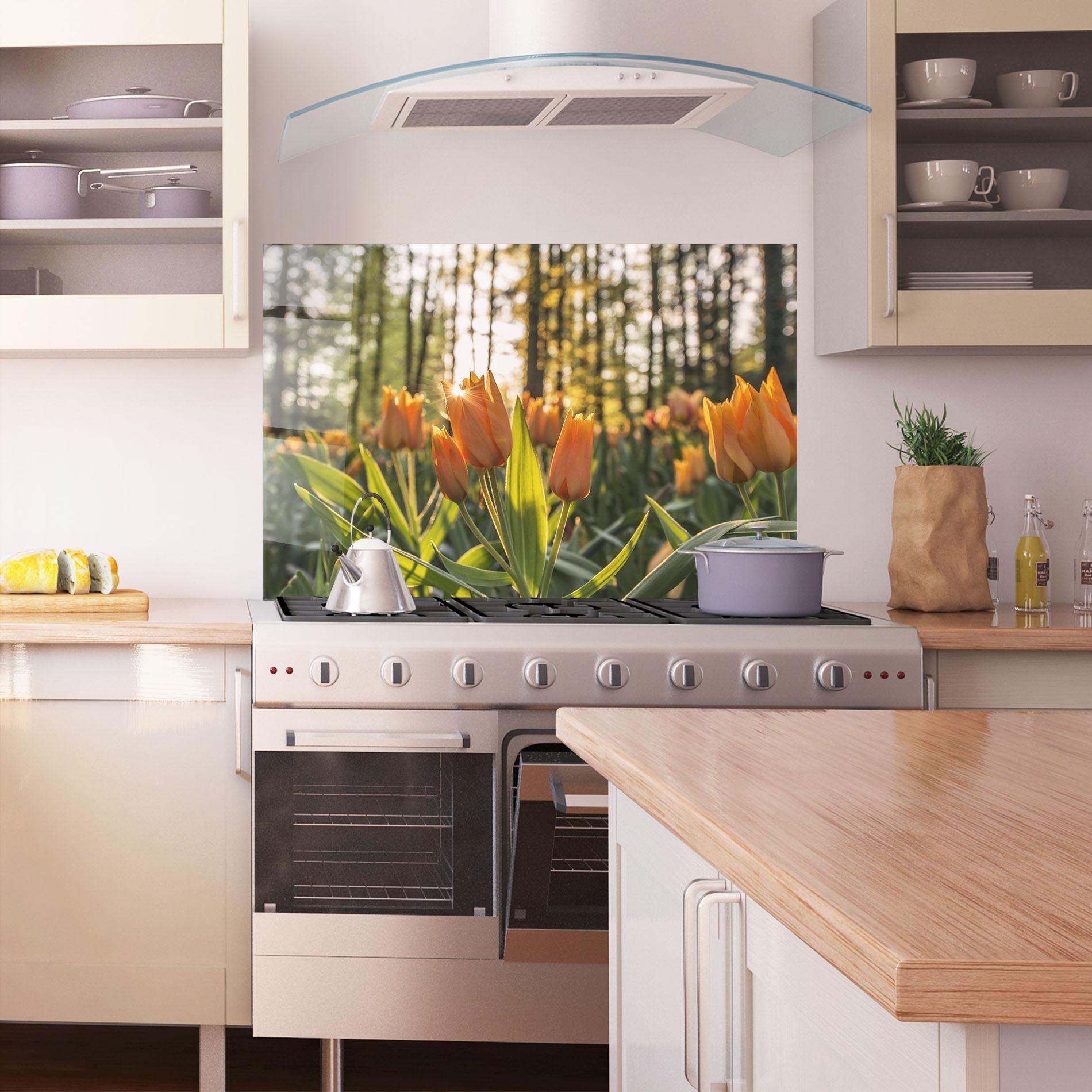Стъклен панел за кухня Forest Tulips mockup 1