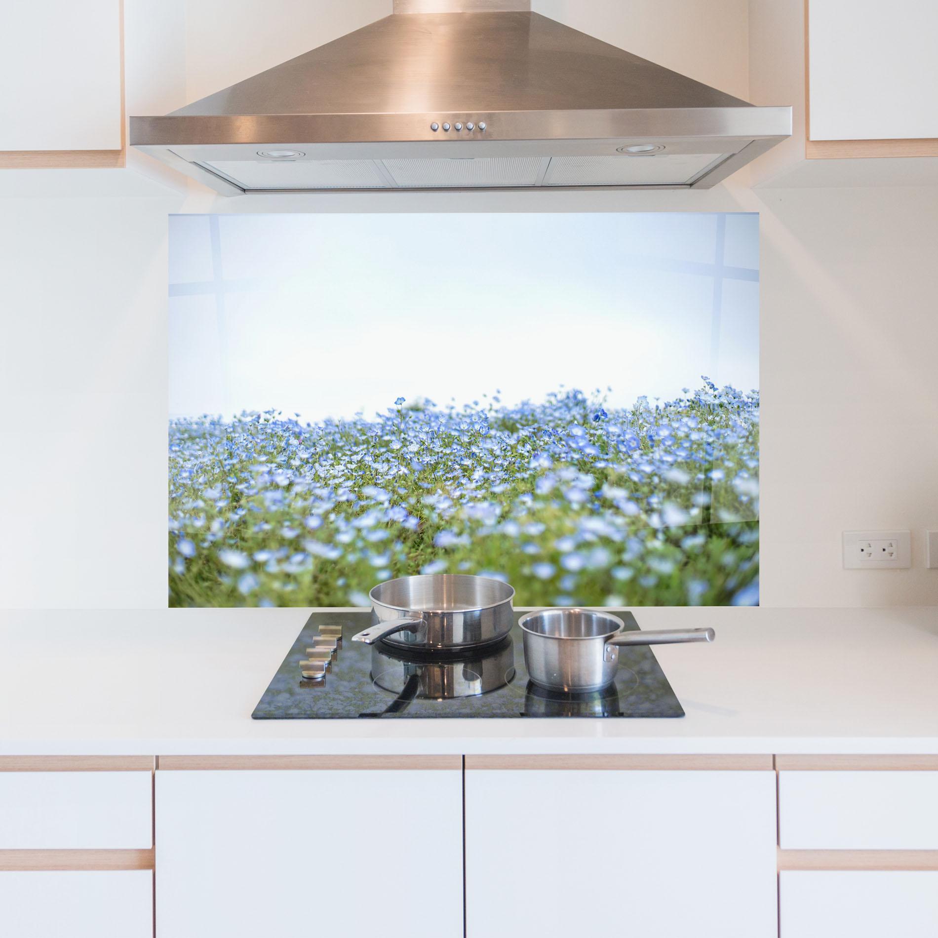 Стъклен панел за кухня Blue Wild Flowers mockup 5