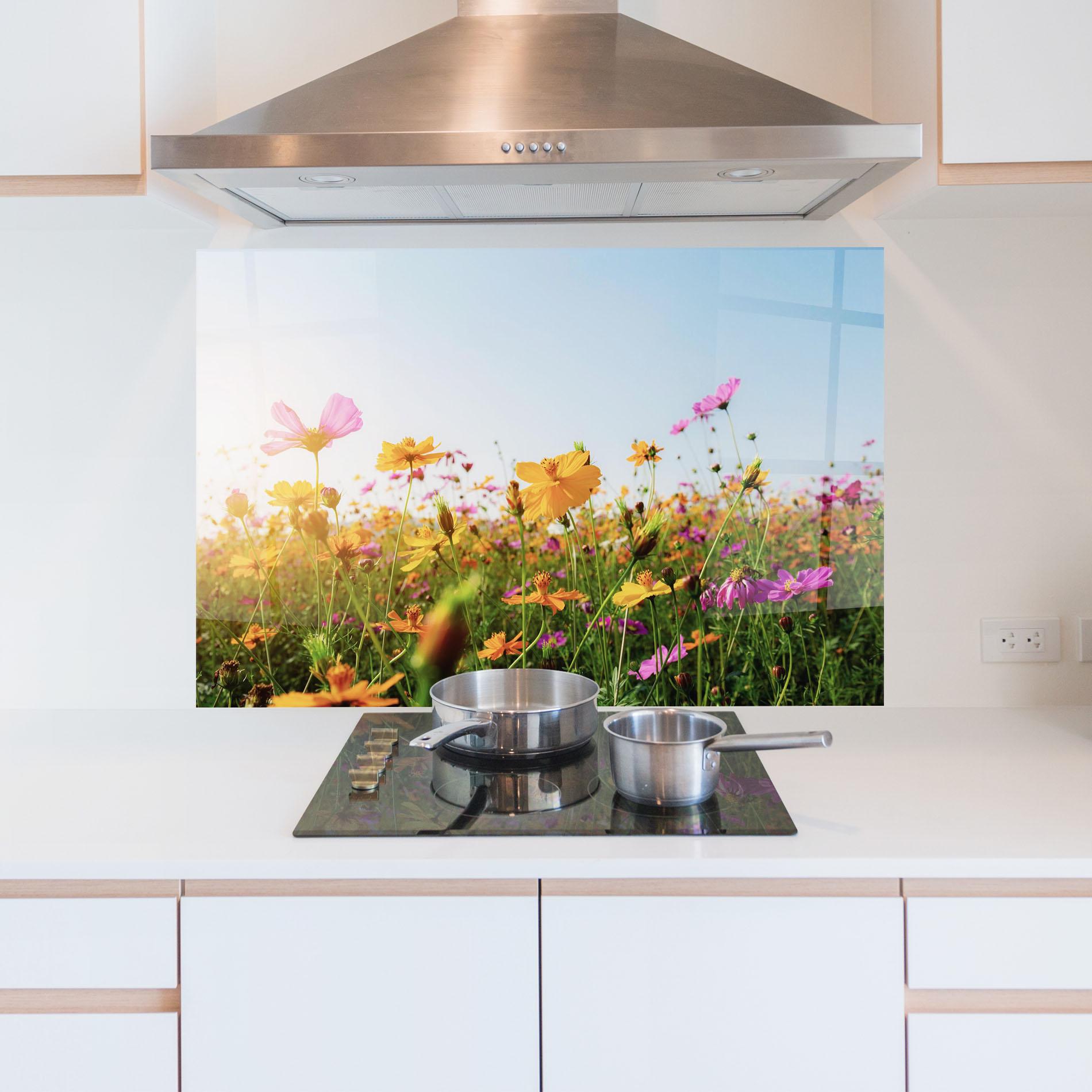 Стъклен панел за кухня Cosmos Field Sunset mockup 5