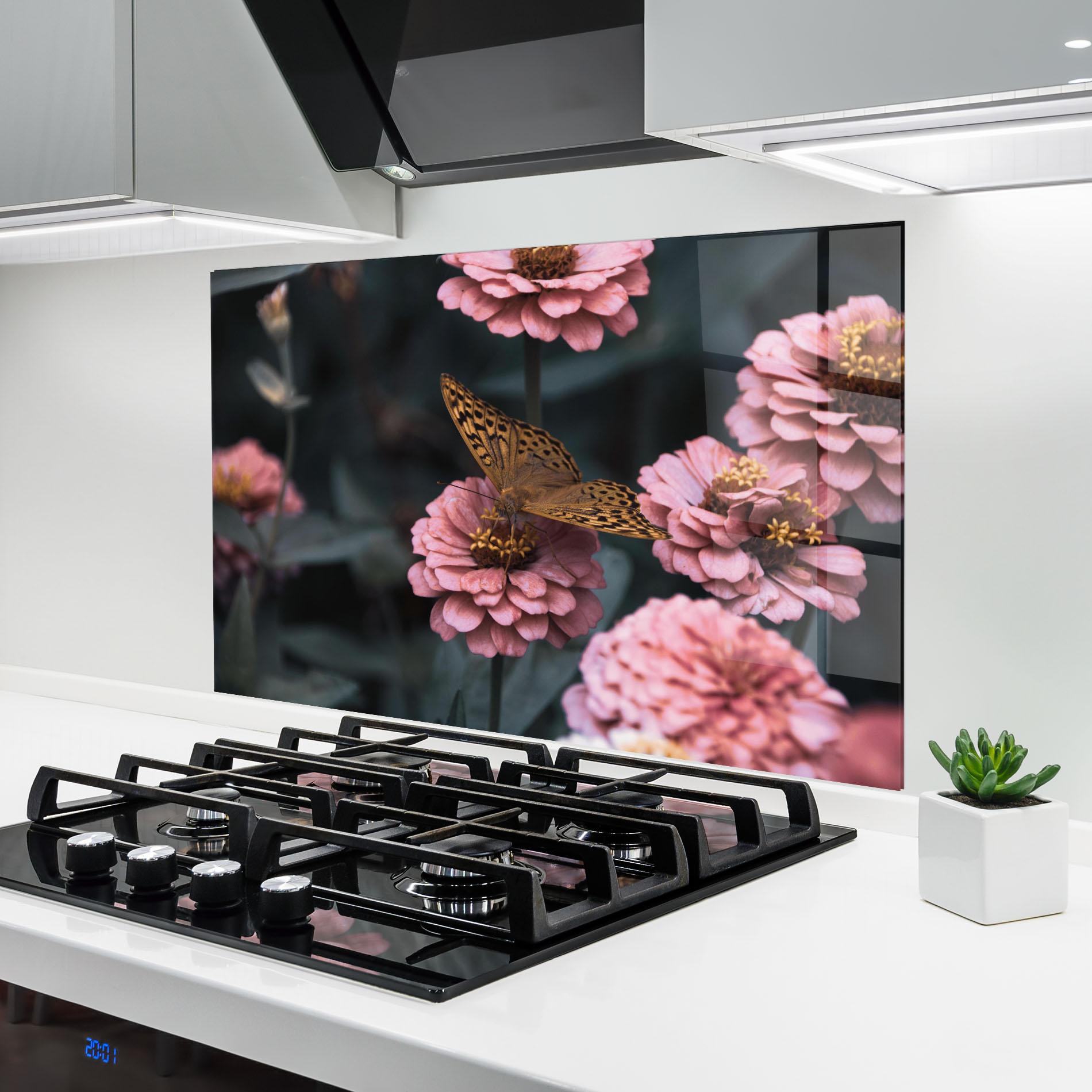 Стъклен панел за кухня Flower Butterfly mockup 6