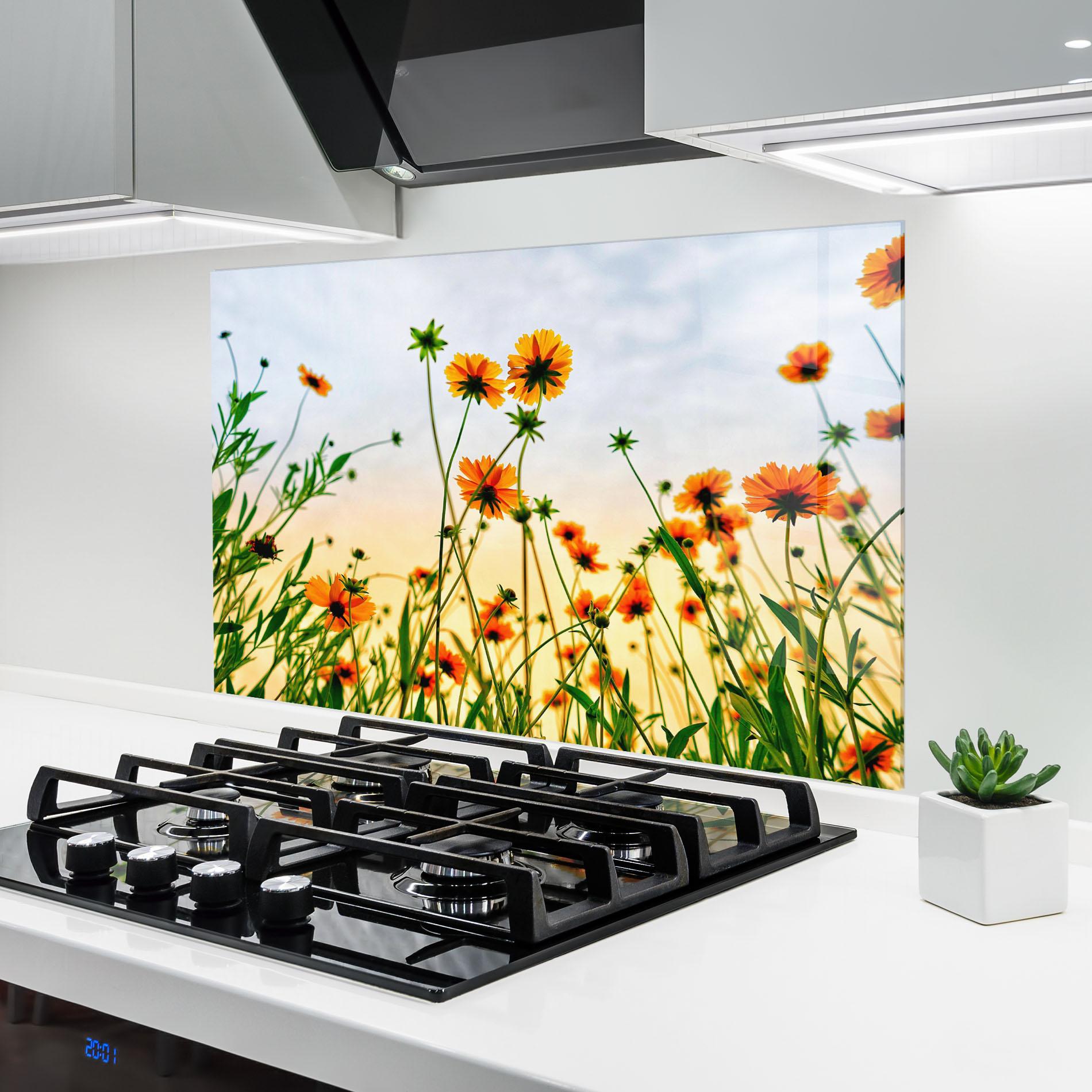 Стъклен панел за кухня Orange Wild Flowers mockup 6