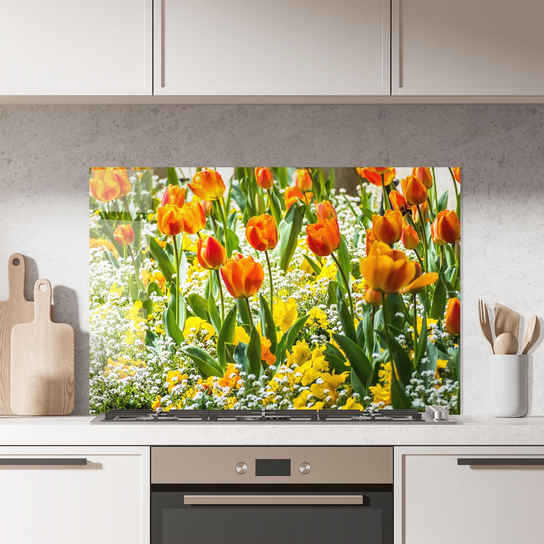 Стъклен панел за кухня Colorful Tulips Garden mockup 7