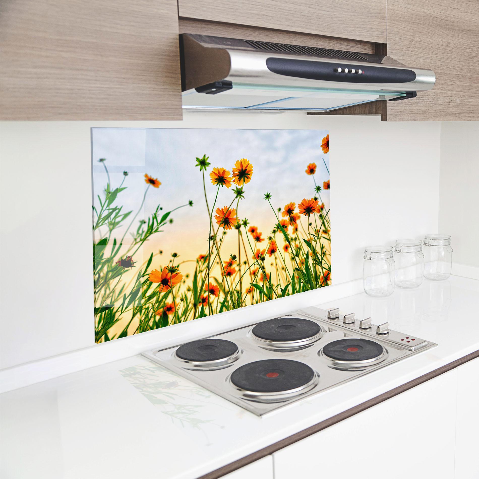 Стъклен панел за кухня Orange Wild Flowers mockup 8