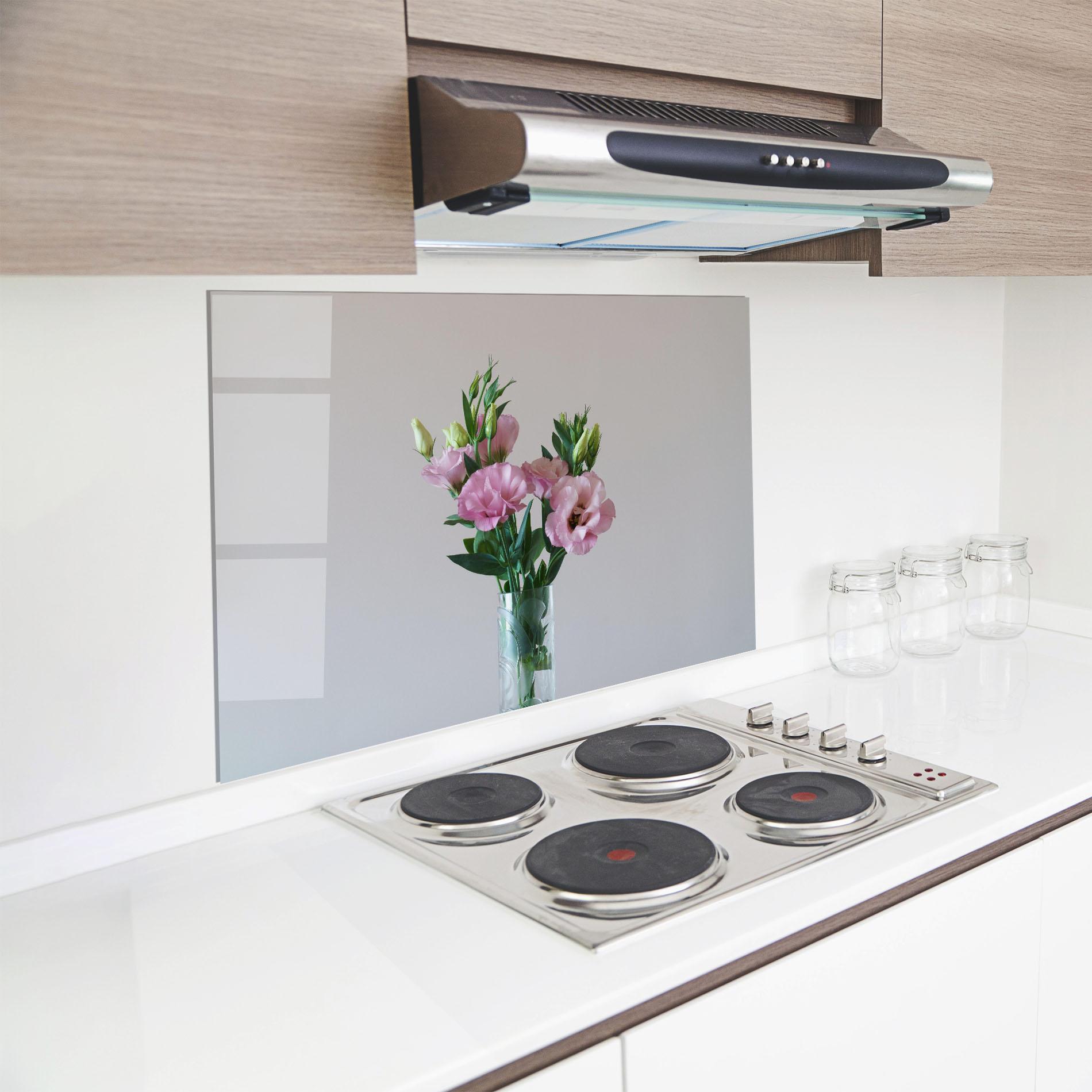 Стъклен панел за кухня Pretty Pink Flower Vase mockup 8