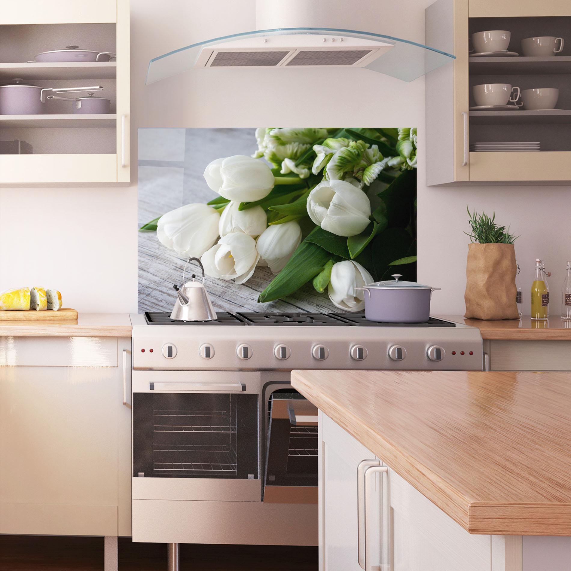 Стъклен панел за кухня White Tulips Bouquet mockup 1