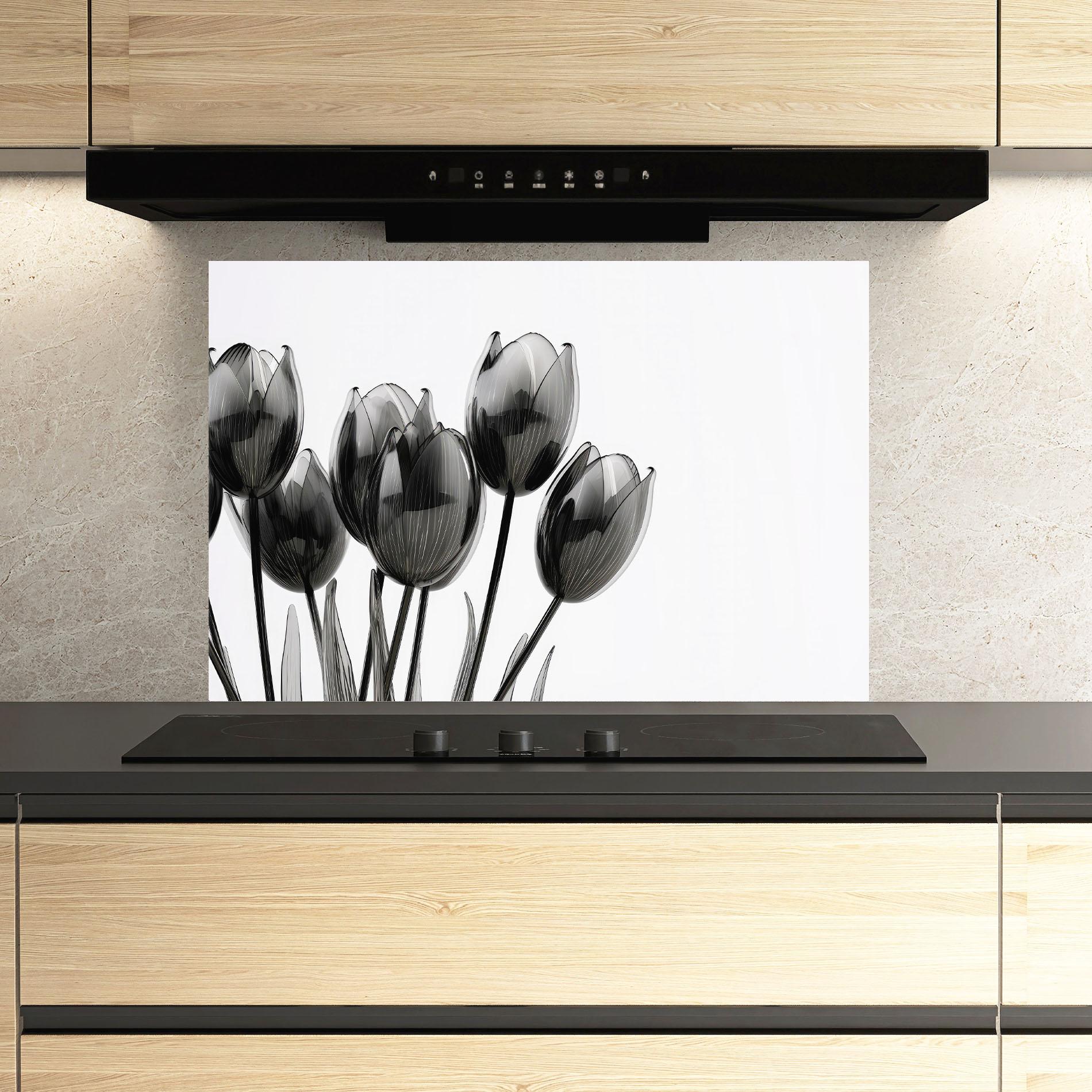 Стъклен панел за кухня Black Glass Tulips mockup 3