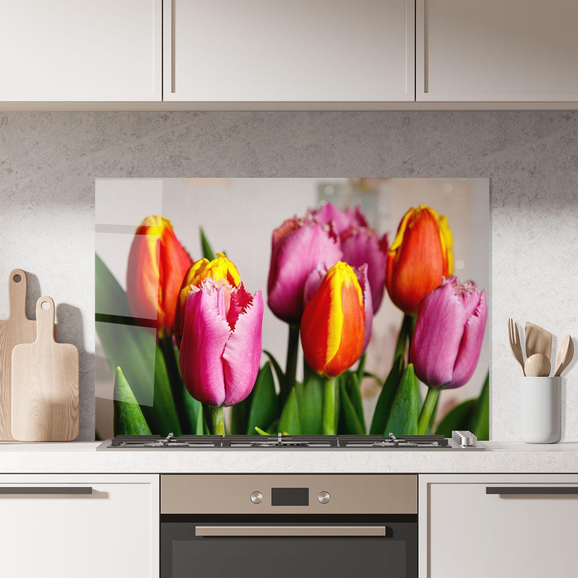 Стъклен панел за кухня Pink Orange Tulips mockup 7