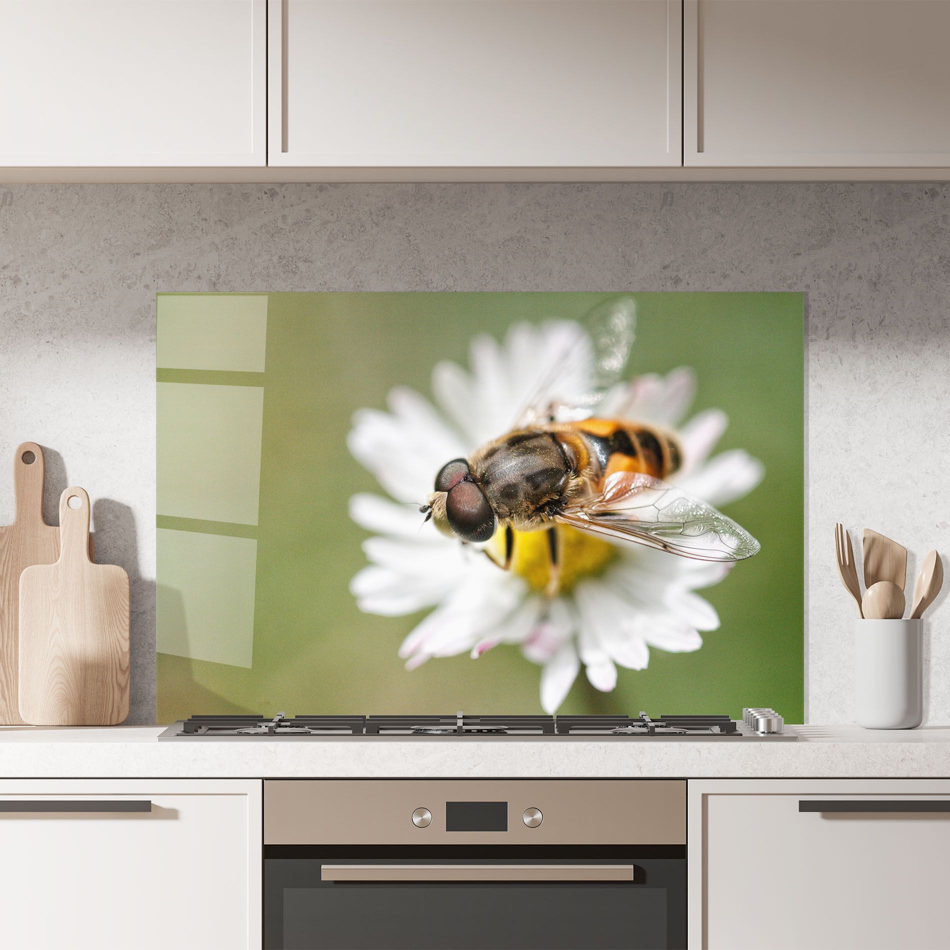 Bee On Small Daisy mockup 7