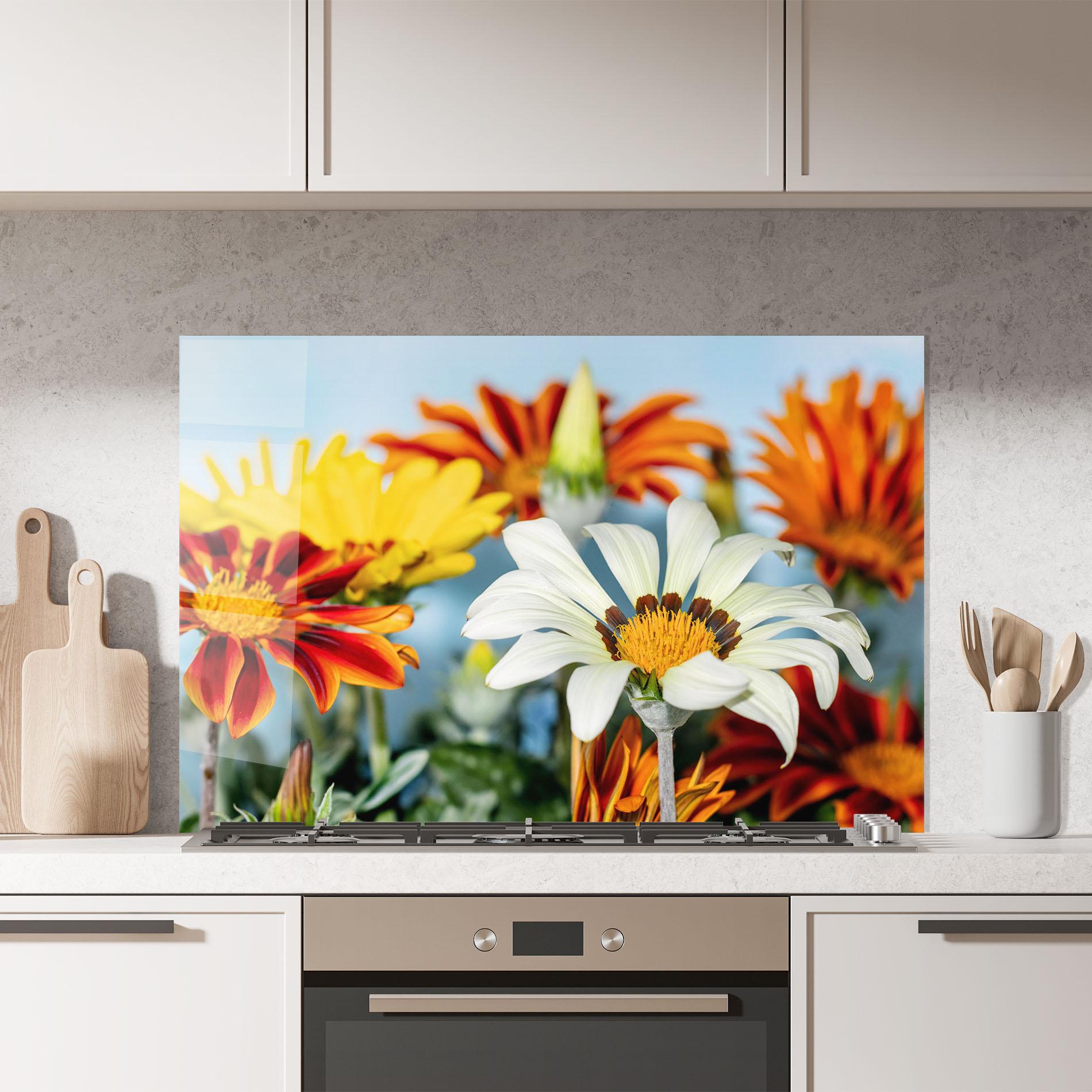 Стъклен панел за кухня Color Mix Daisy mockup 7