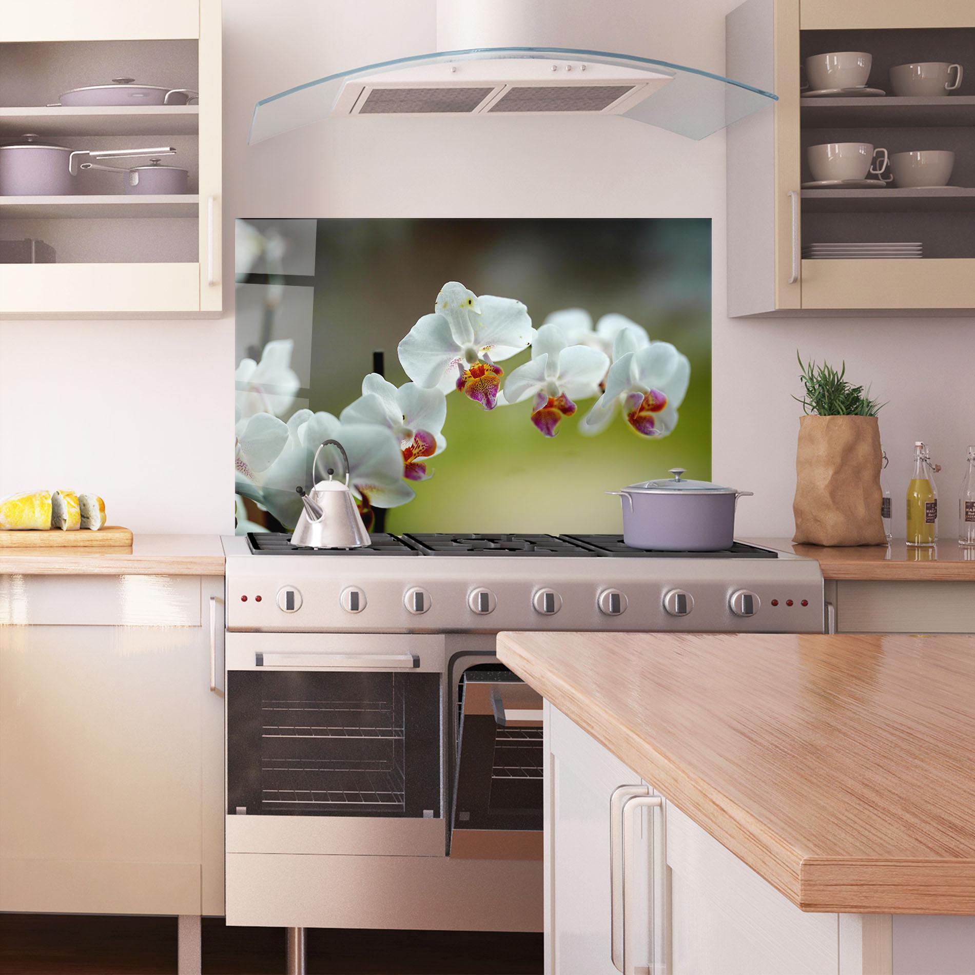 Стъклен панел за кухня Pretty Orchid In Nature mockup 1