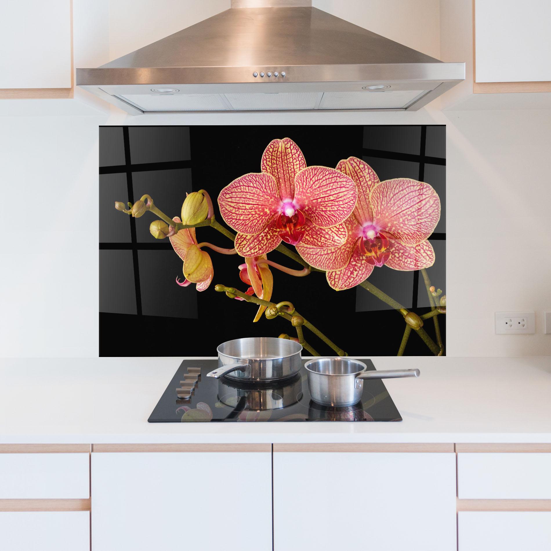 Стъклен панел за кухня Pink Orchids On Black mockup 5