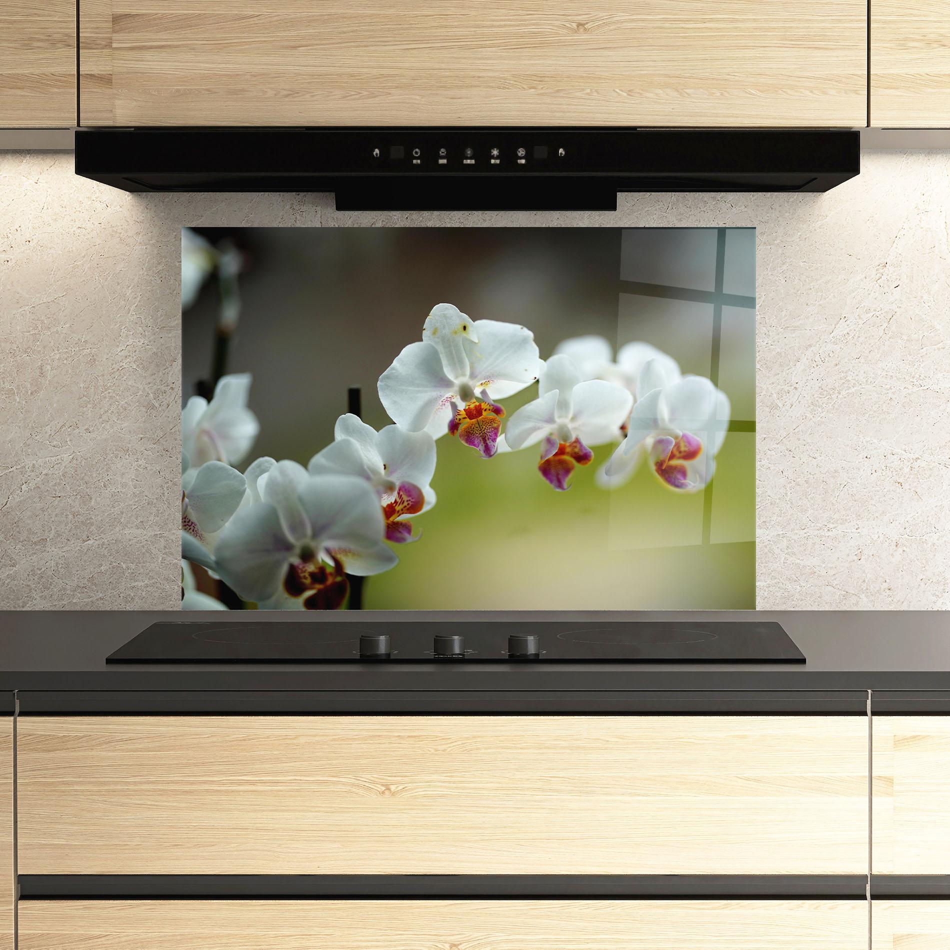 Стъклен панел за кухня Pretty Orchid In Nature mockup 3