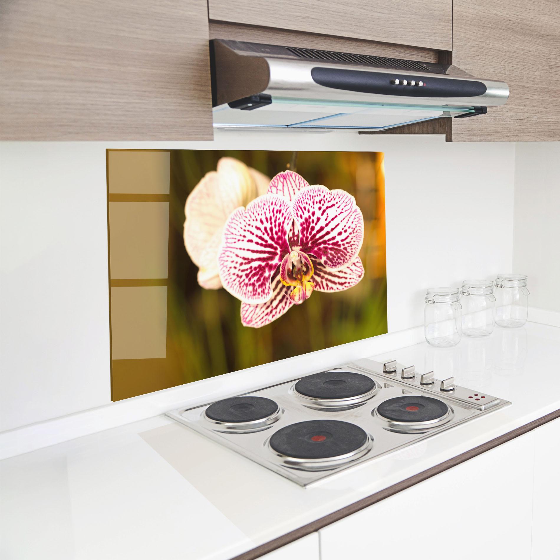 Стъклен панел за кухня Garden Orchids mockup 8
