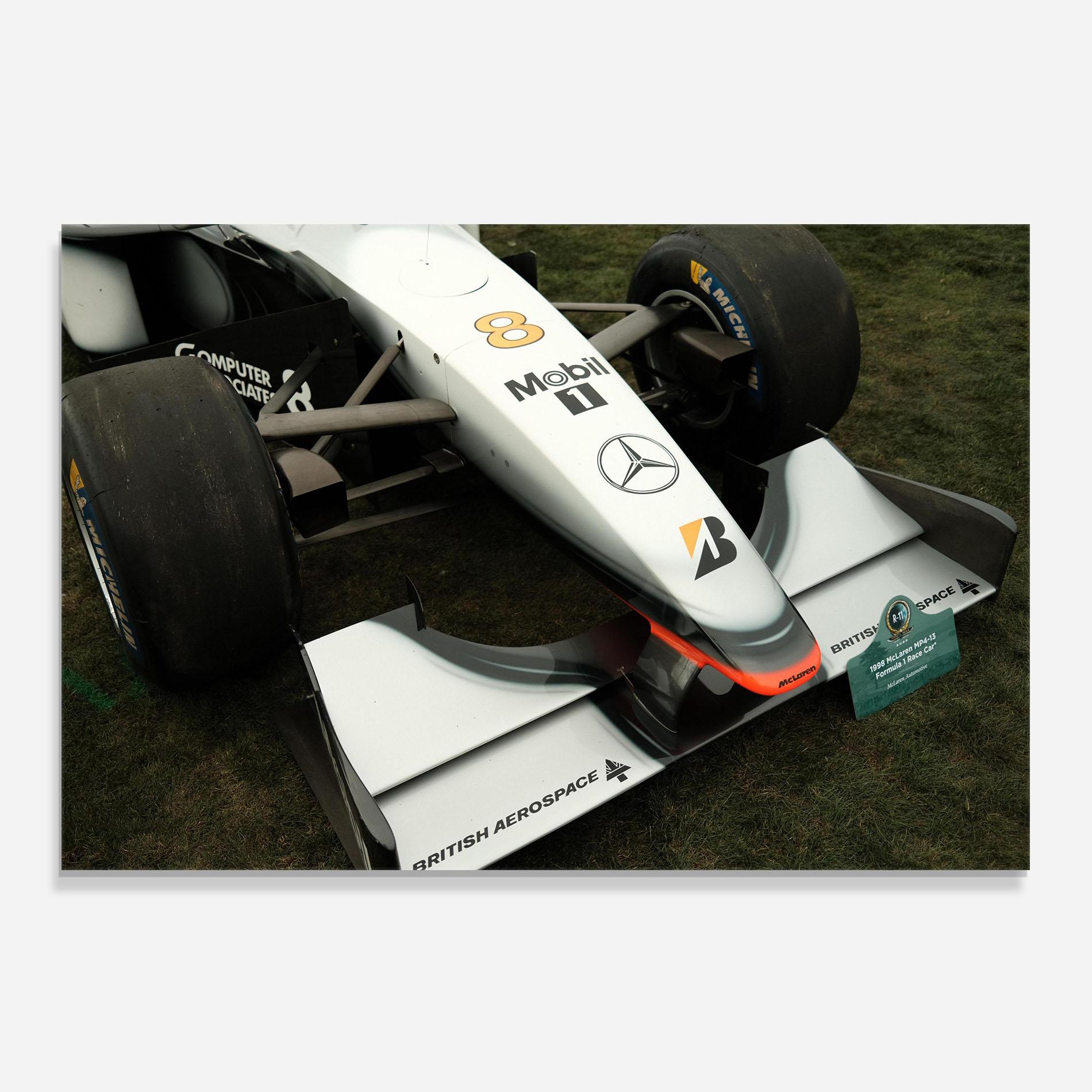 Стъклен панел за кухня White F1 Car mockup 0