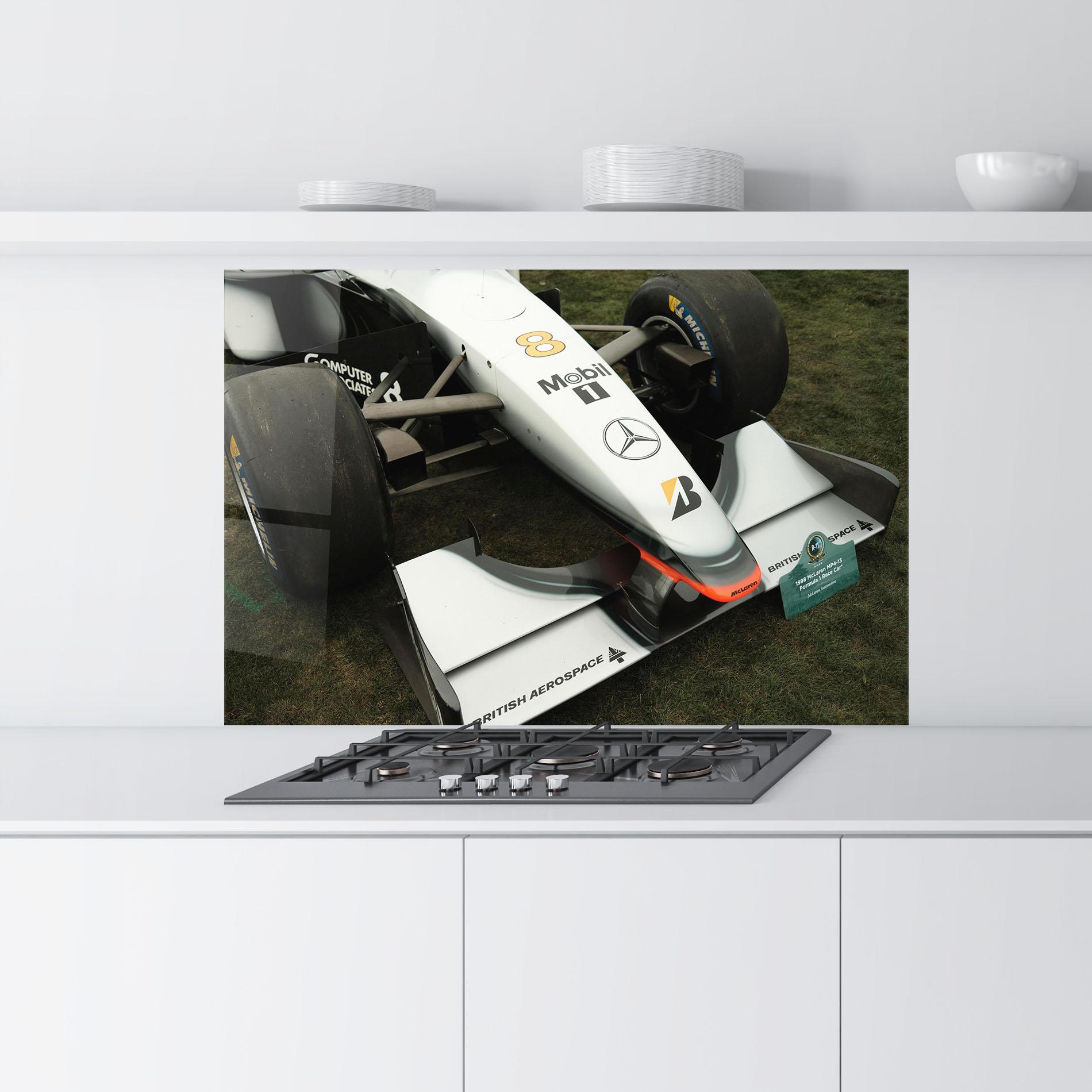 Стъклен панел за кухня White F1 Car mockup 9