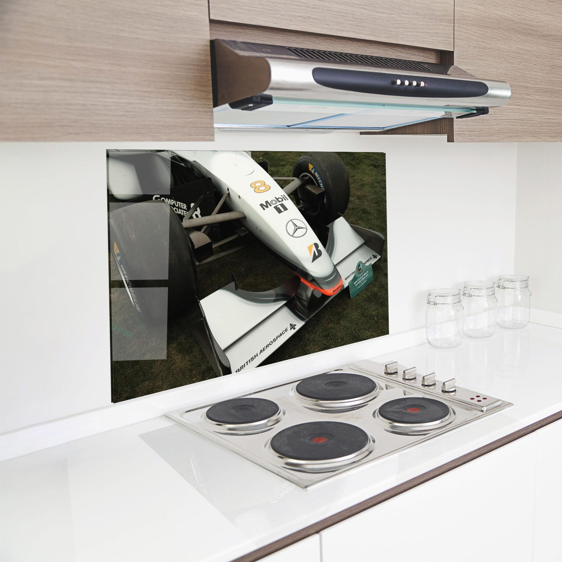 Стъклен панел за кухня White F1 Car mockup 8