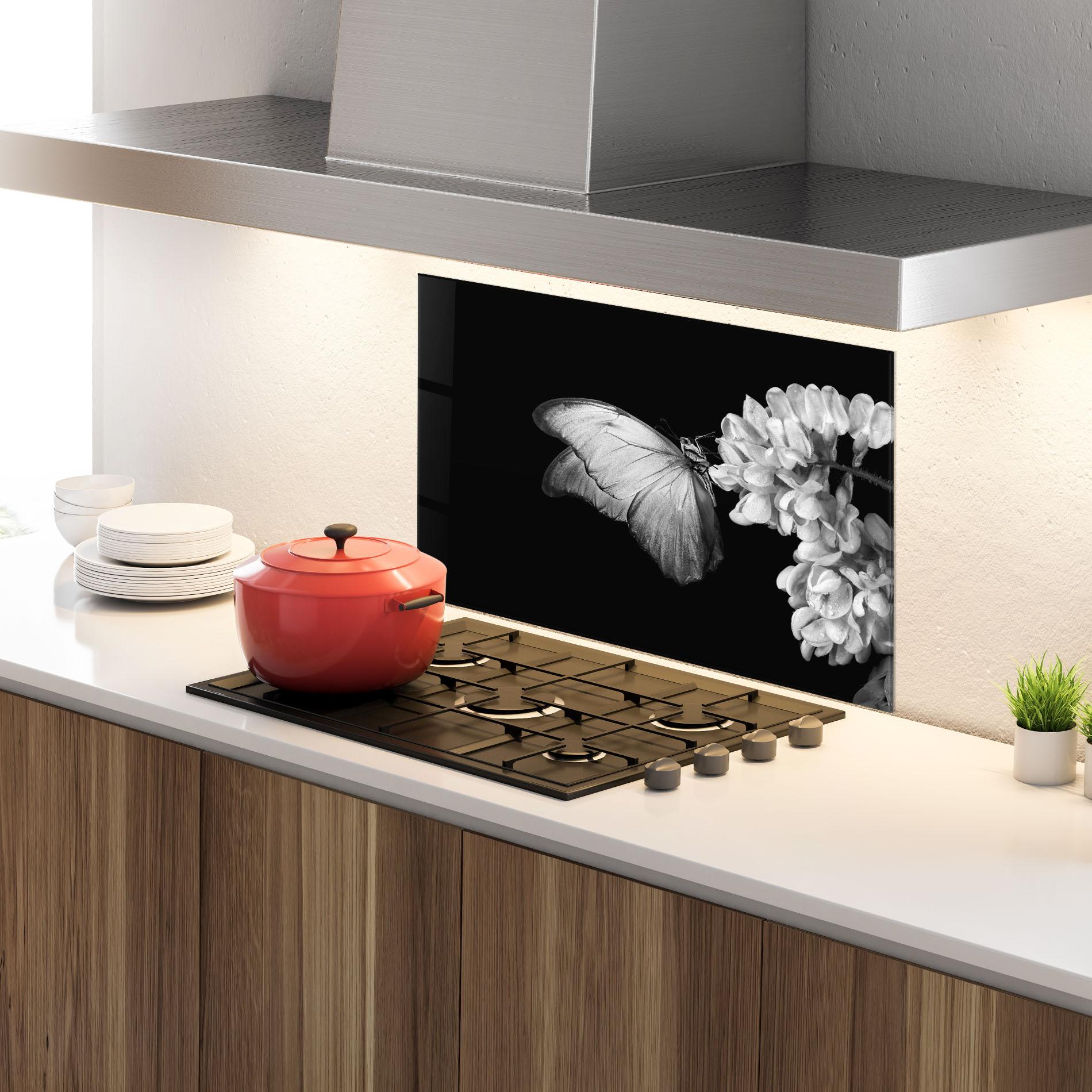 Стъклен панел за кухня Grey Butterfly mockup 4