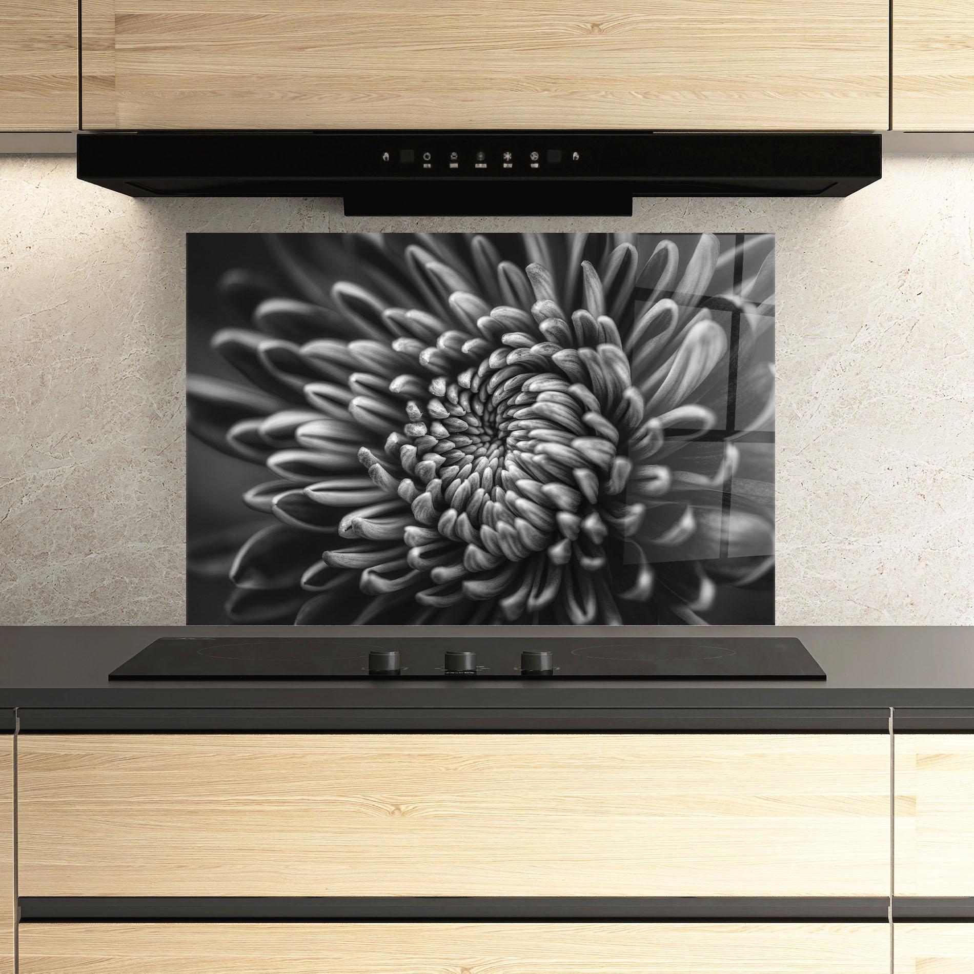 Стъклен панел за кухня Grey Flower mockup 3