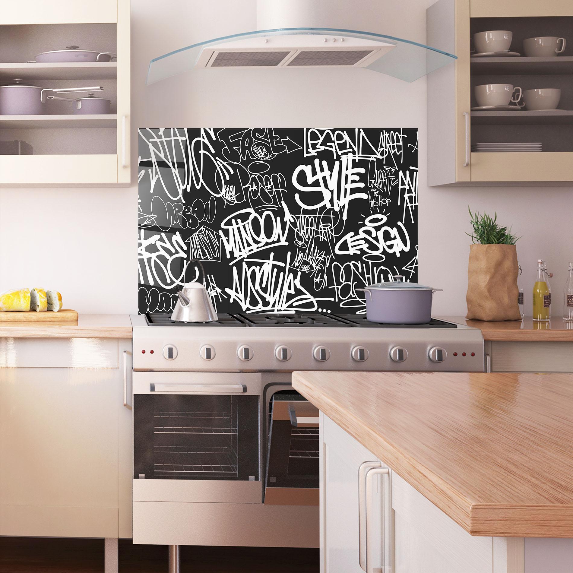 Стъклен панел за кухня Graffiti Tags mockup 1