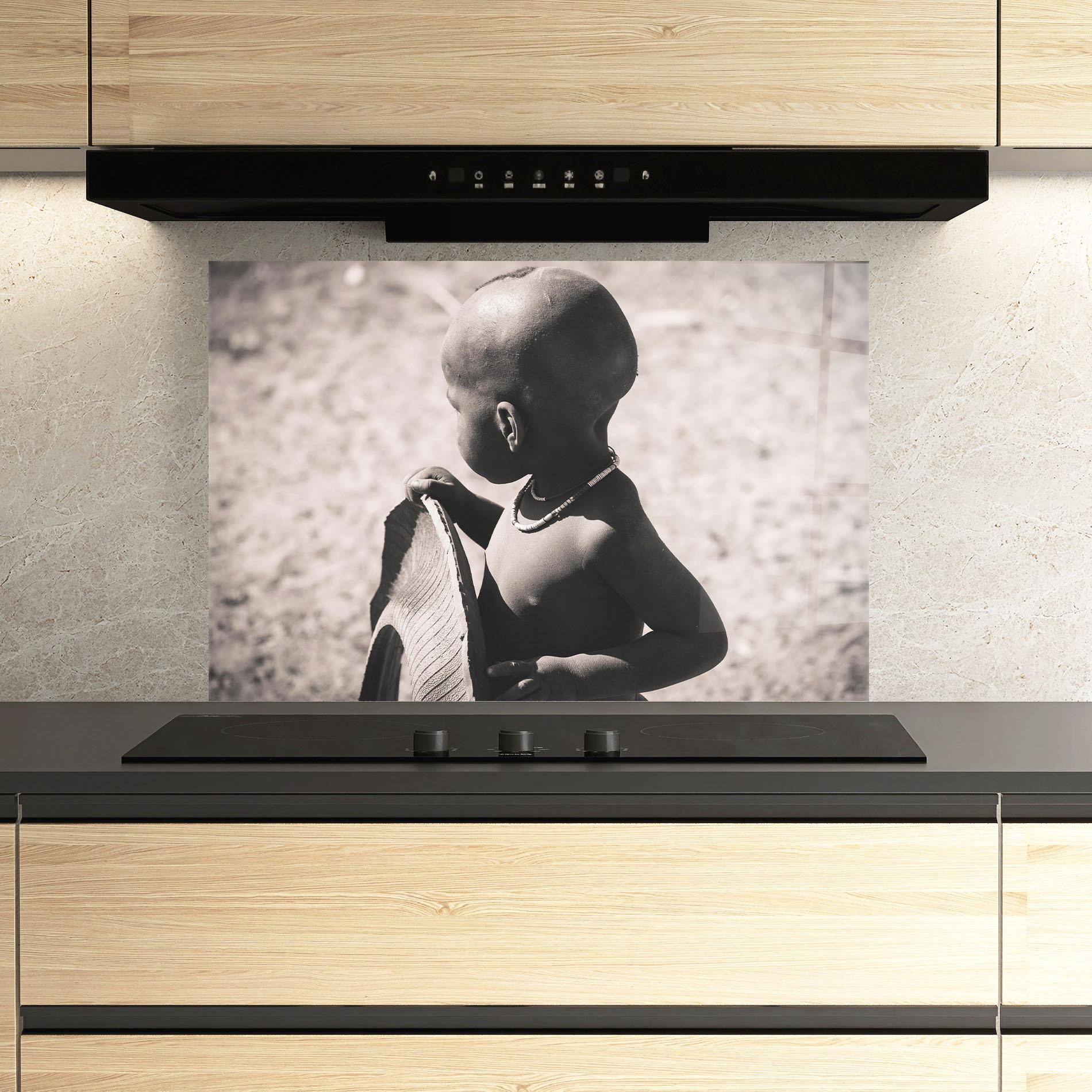 Стъклен панел за кухня African Little Child mockup 3