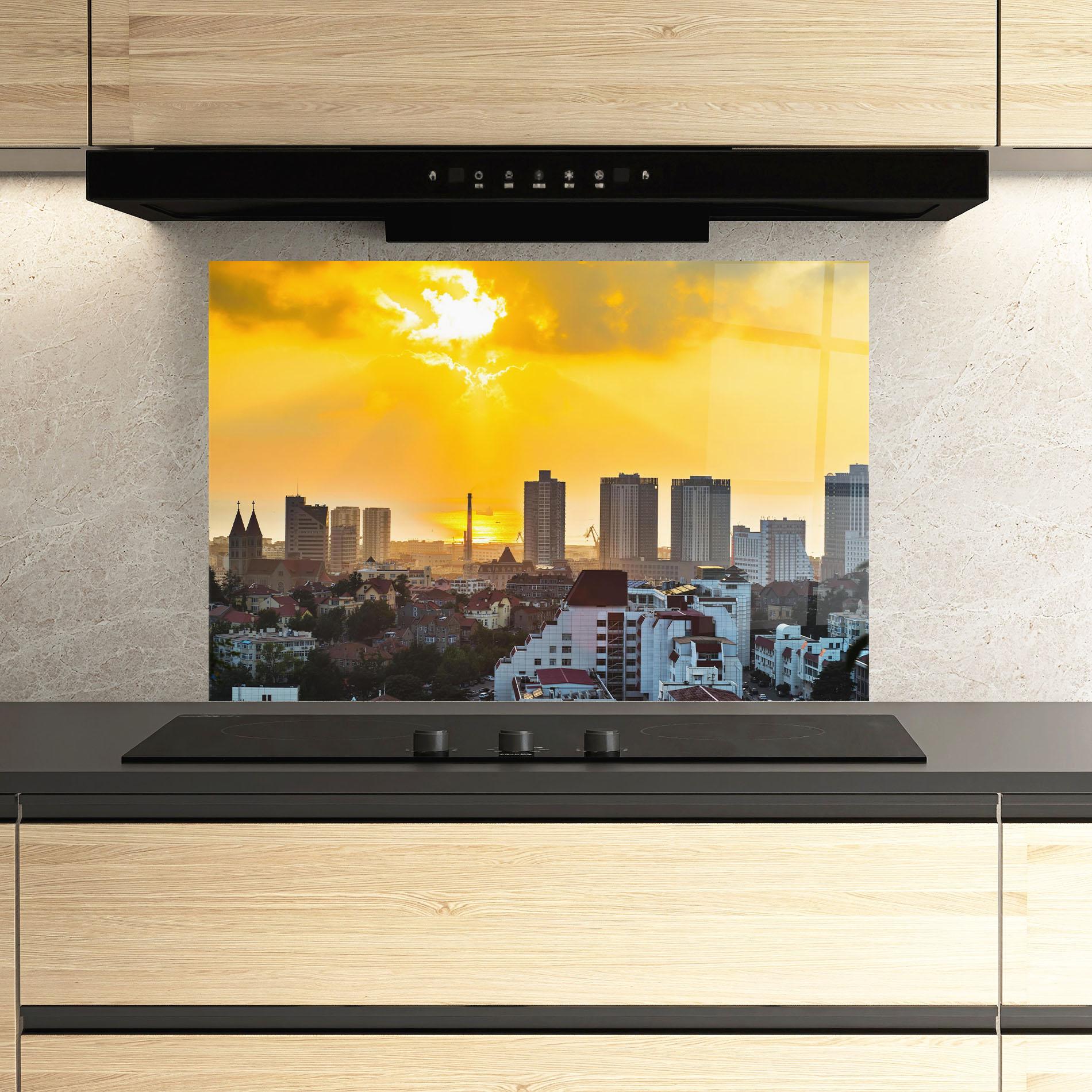 Стъклен панел за кухня City Illuminate Sun mockup 3