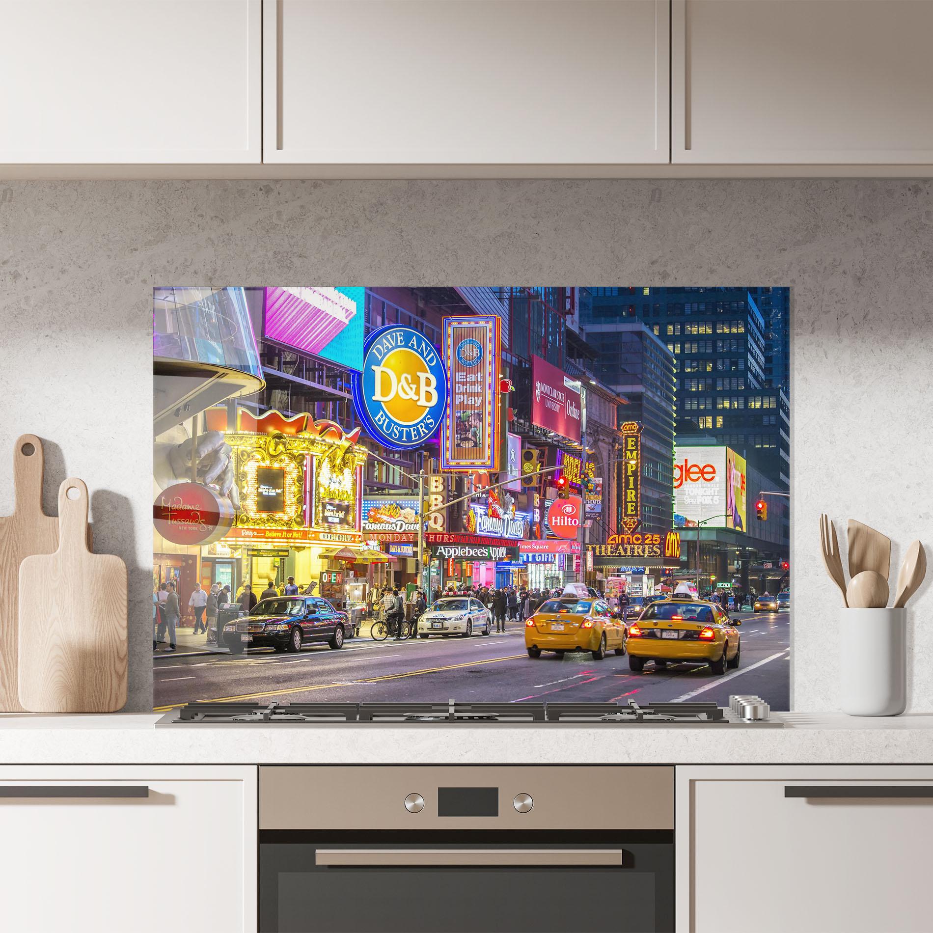 Стъклен панел за кухня New York Lights mockup 7