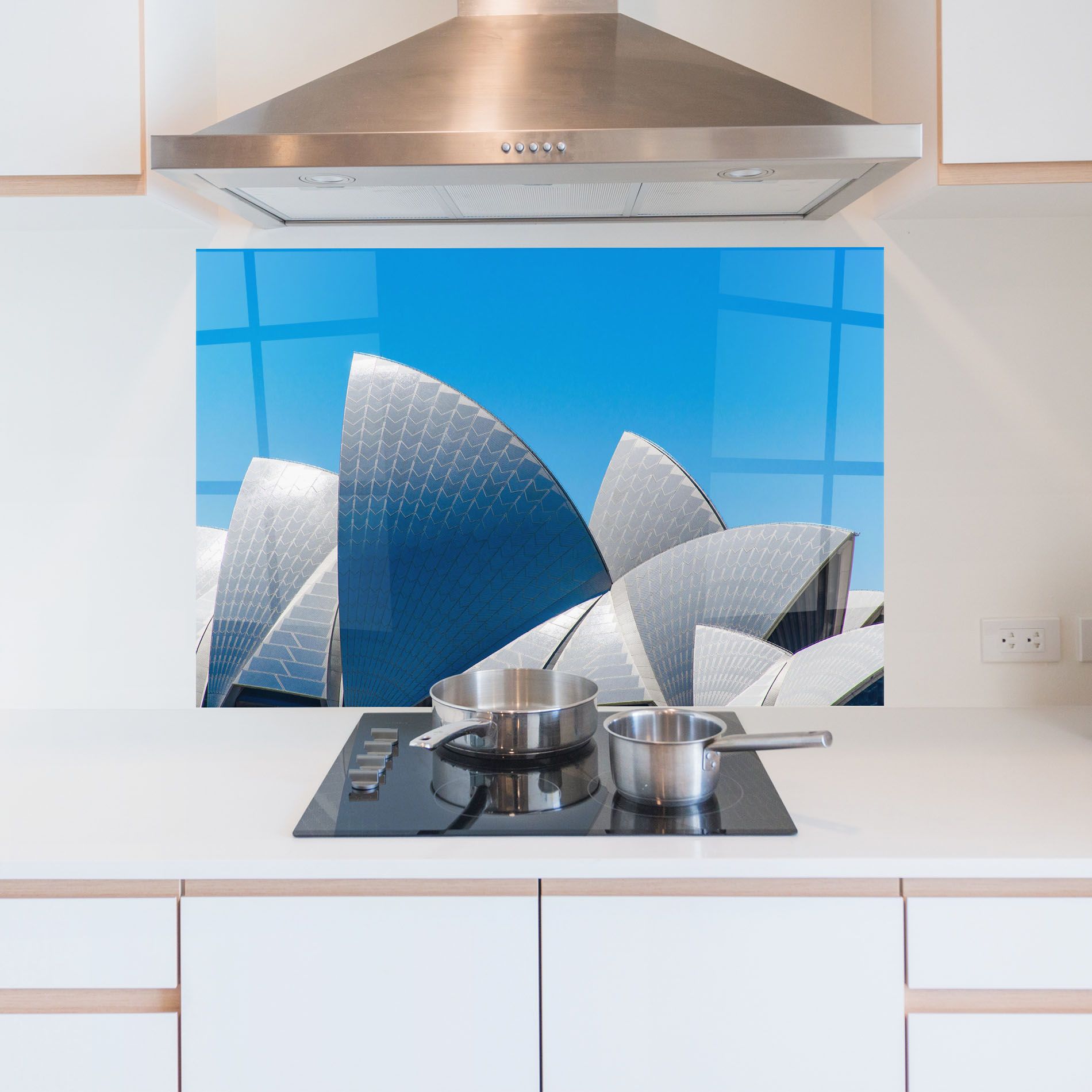 Close Up Opera House mockup 5