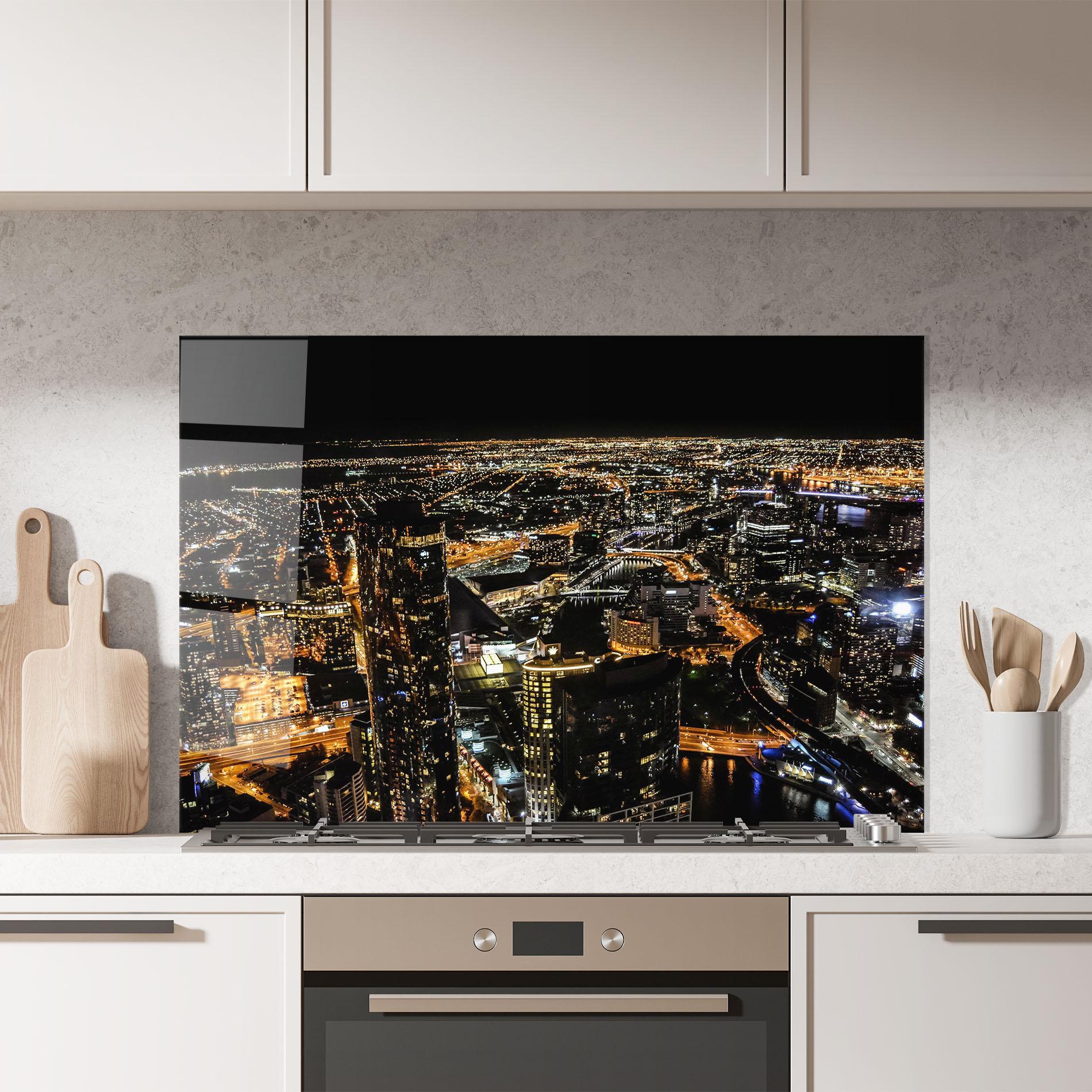 Стъклен панел за кухня Black City Light mockup 7