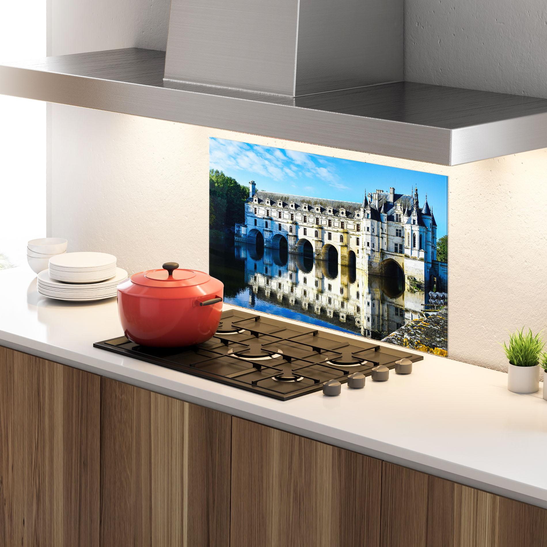 Стъклен панел за кухня White Building Reflection mockup 4