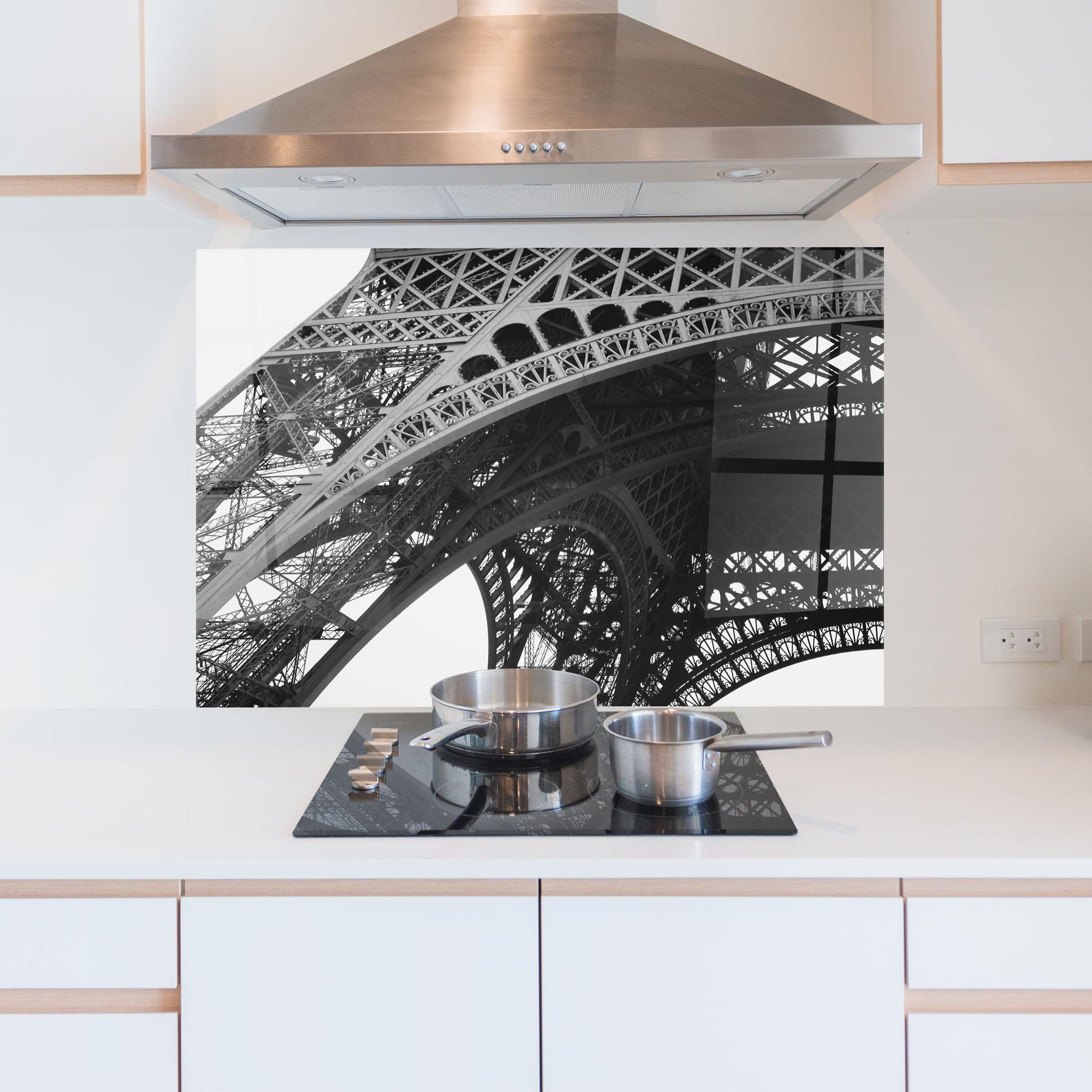 Стъклен панел за кухня Grey Eiffel Tower mockup 5