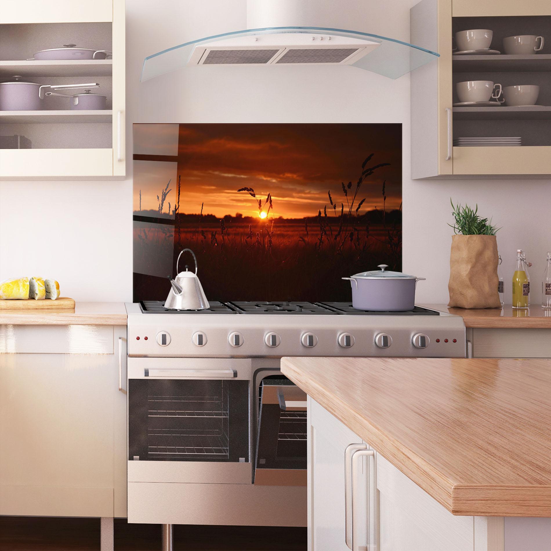 Стъклен панел за кухня Field Shilouette mockup 1