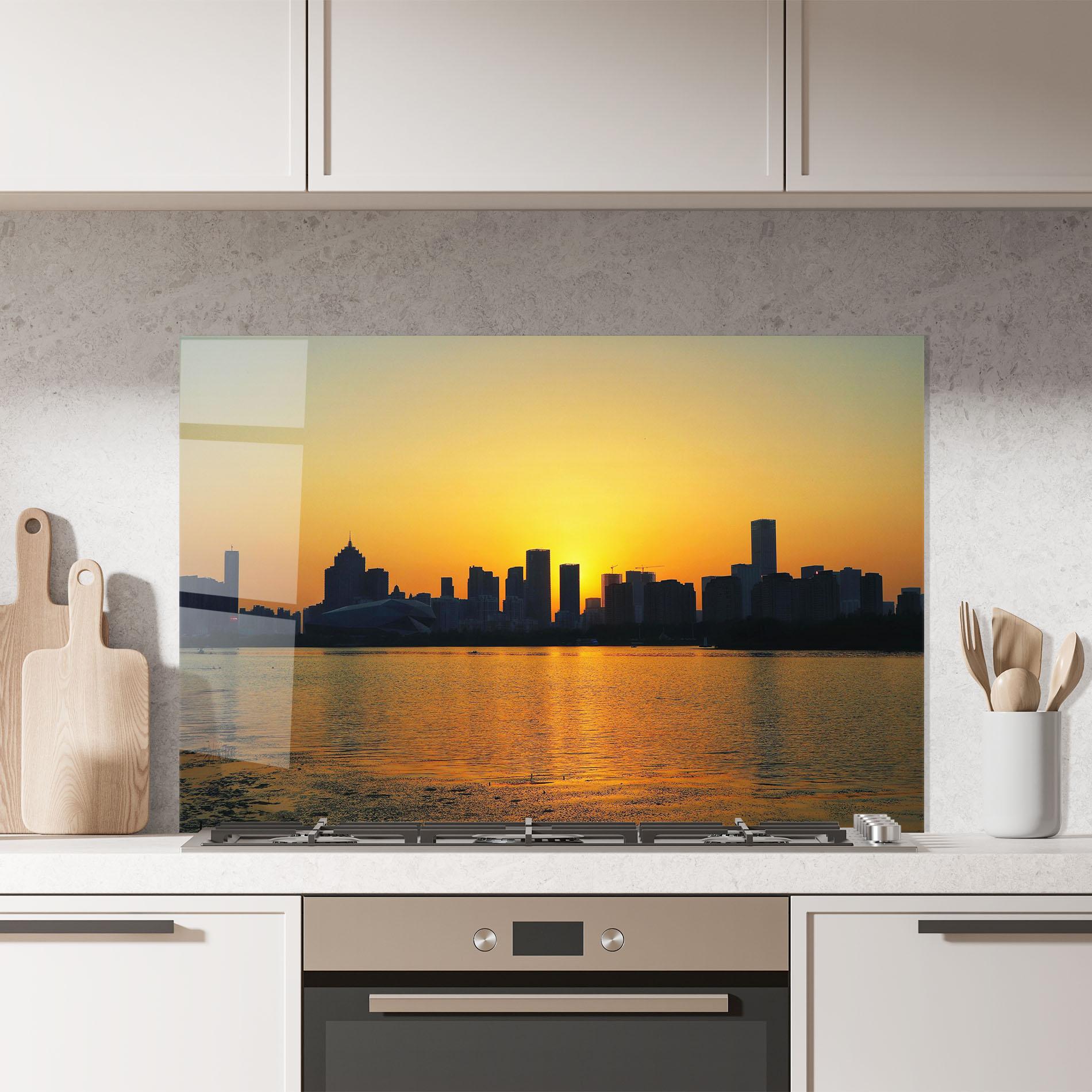 Стъклен панел за кухня City Building Sunset mockup 7