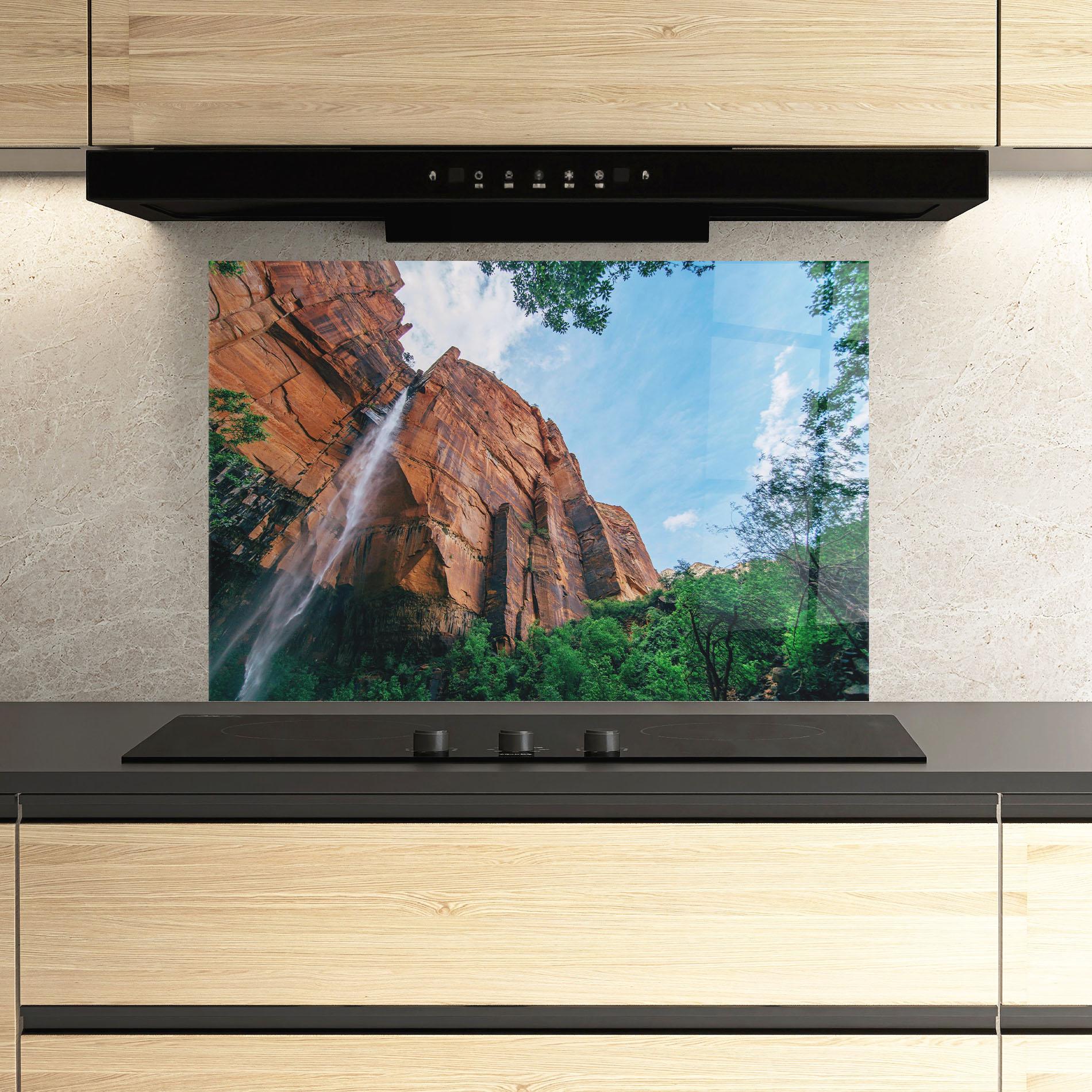 Стъклен панел за кухня Nature Pretty Waterfall mockup 3