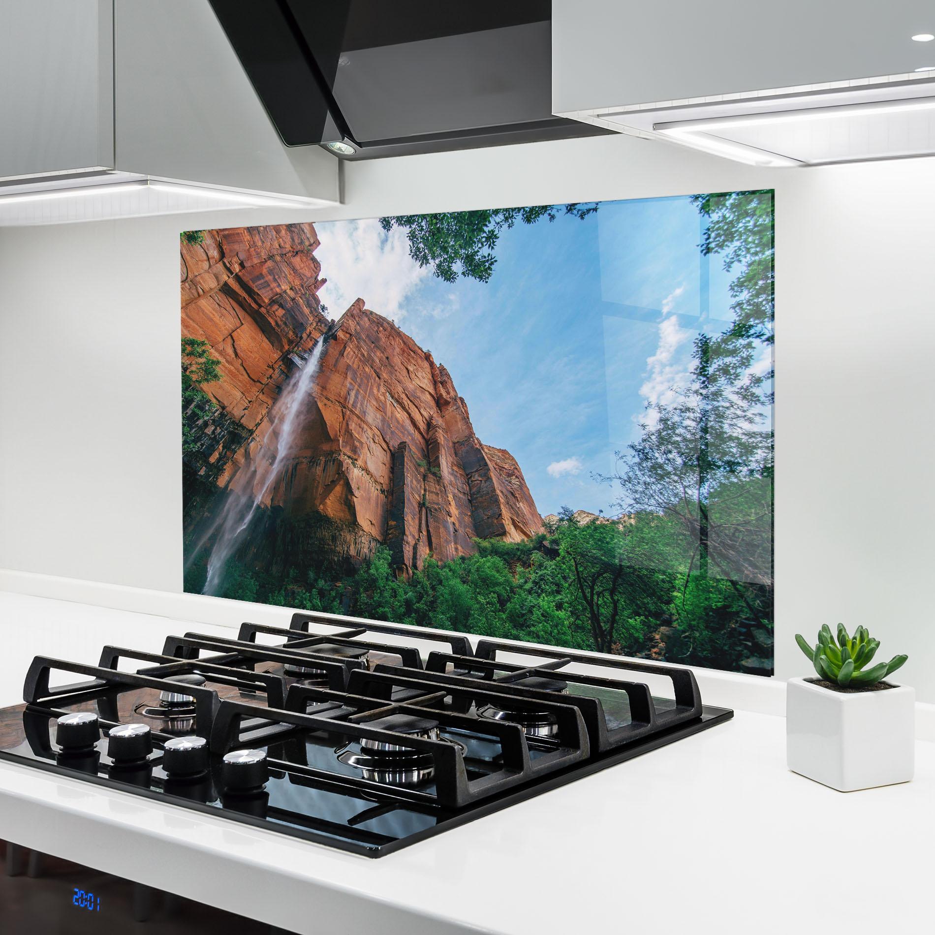 Стъклен панел за кухня Nature Pretty Waterfall mockup 6