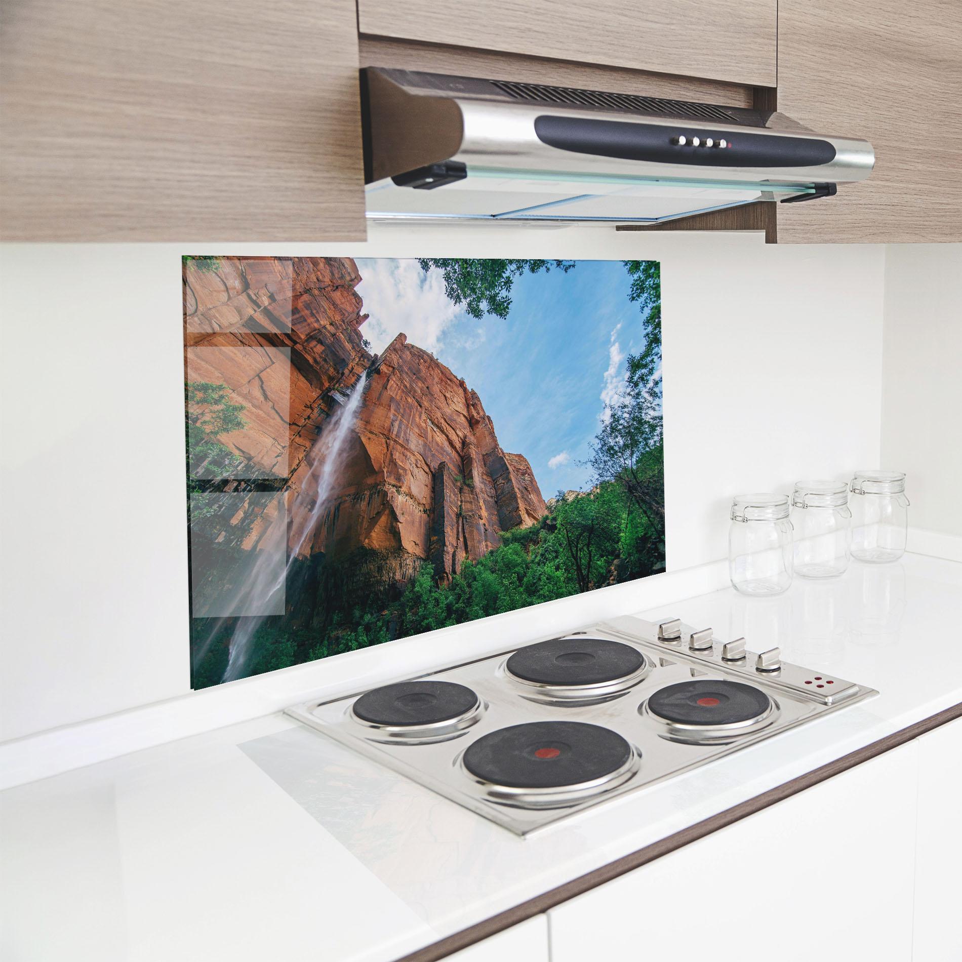Стъклен панел за кухня Nature Pretty Waterfall mockup 8