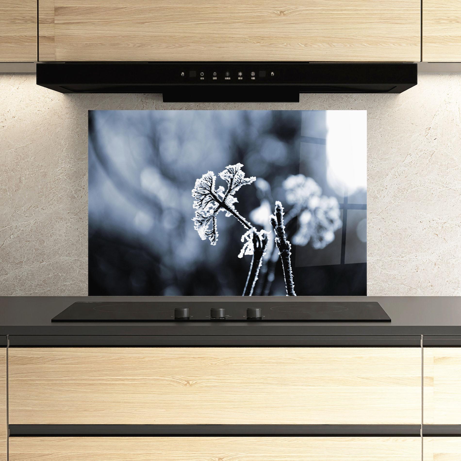 Стъклен панел за кухня Winter Plant mockup 3